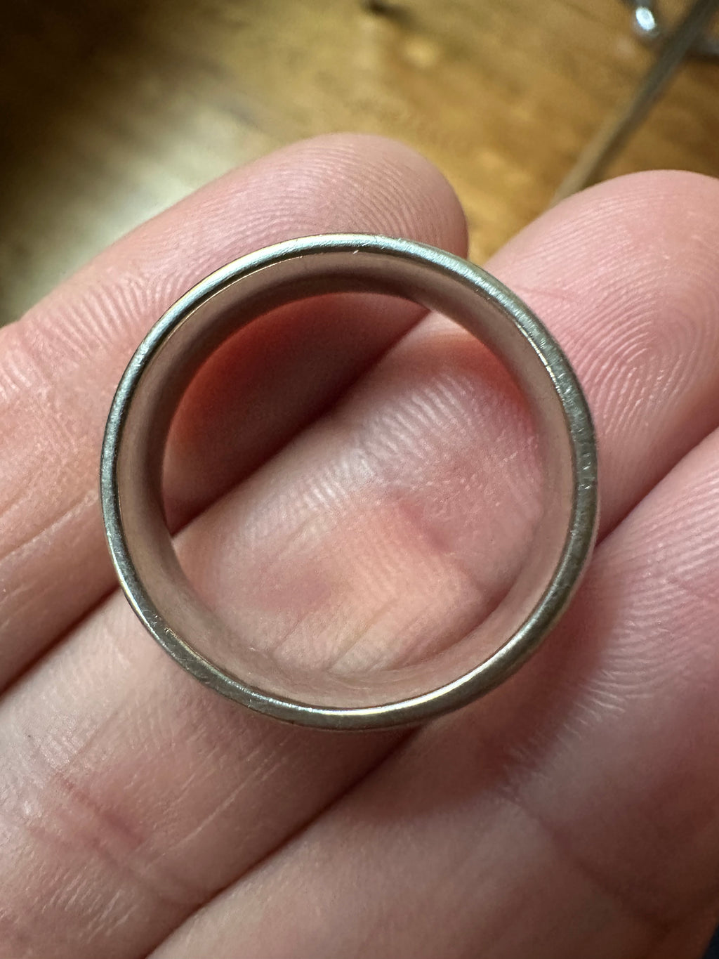 6mm white gold comfort fit band