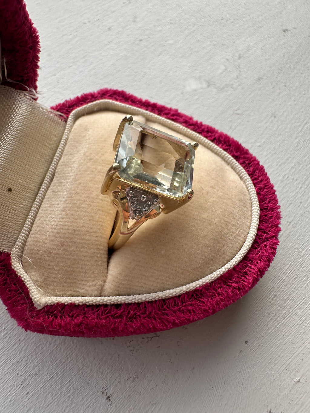 5.2carats aquamarine and diamond ring
