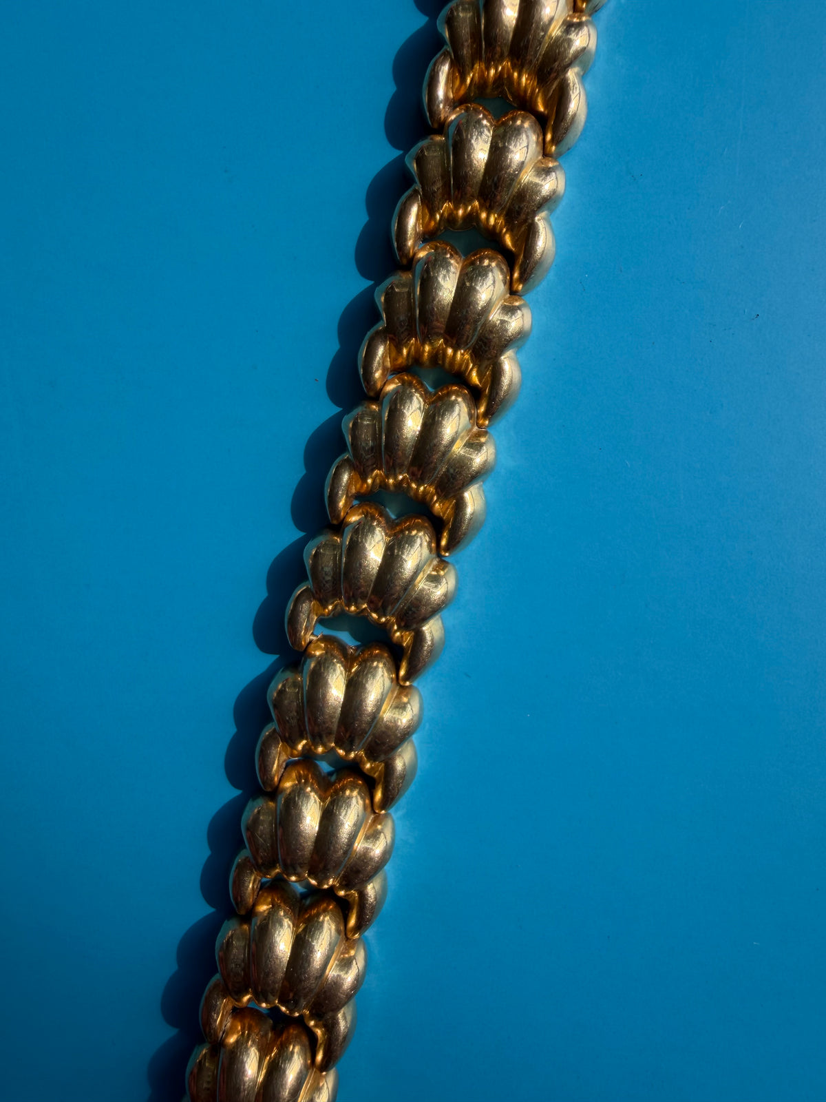 puffy croissant link 18k gold hidden clasp bracelet