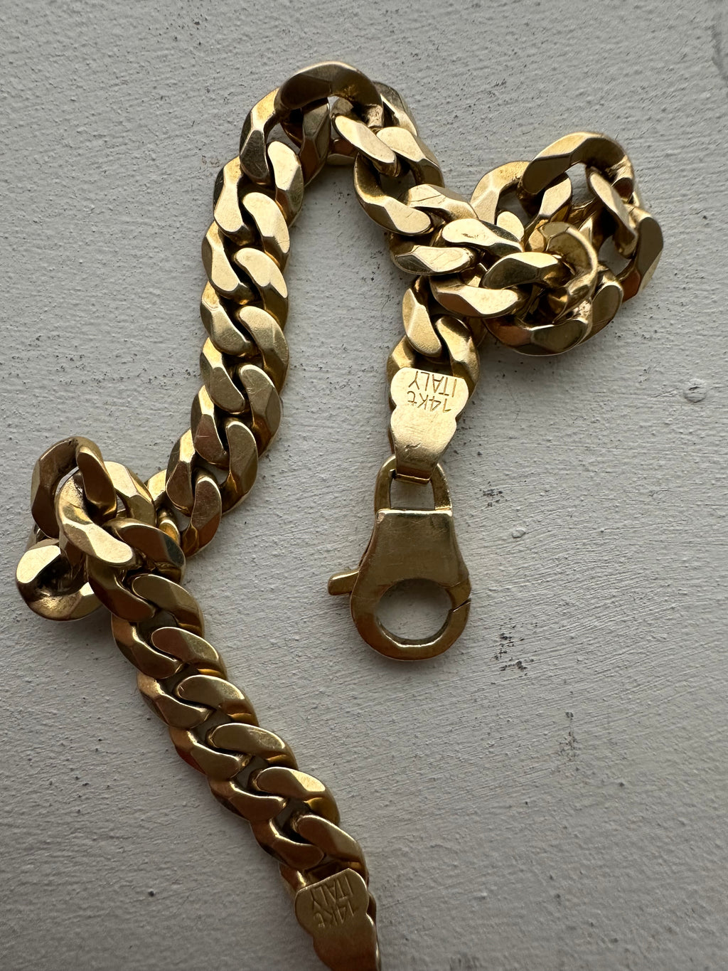 vintage Aurafin curb bracelet