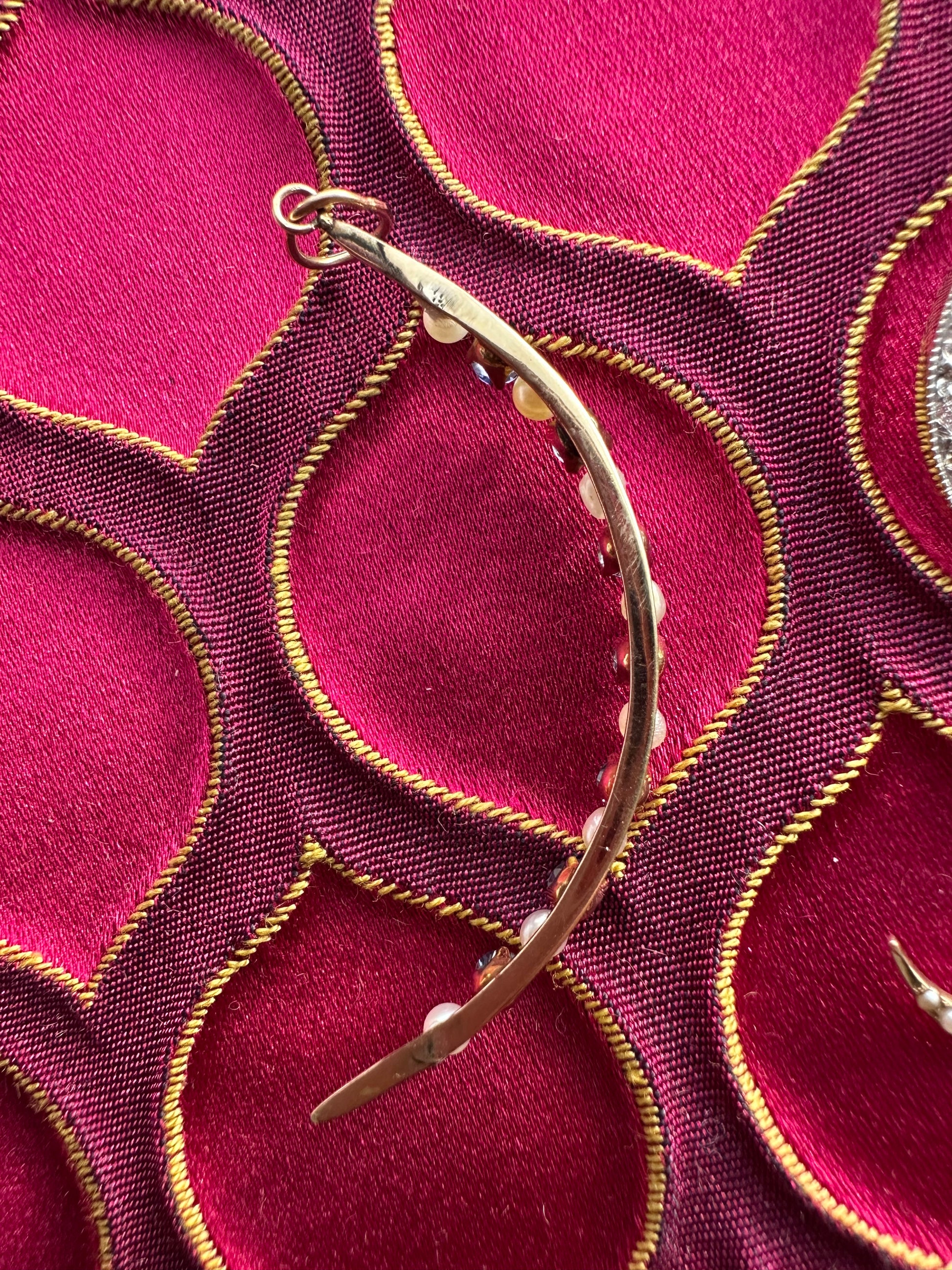 antique sapphire + pearl crescent // pin conversion