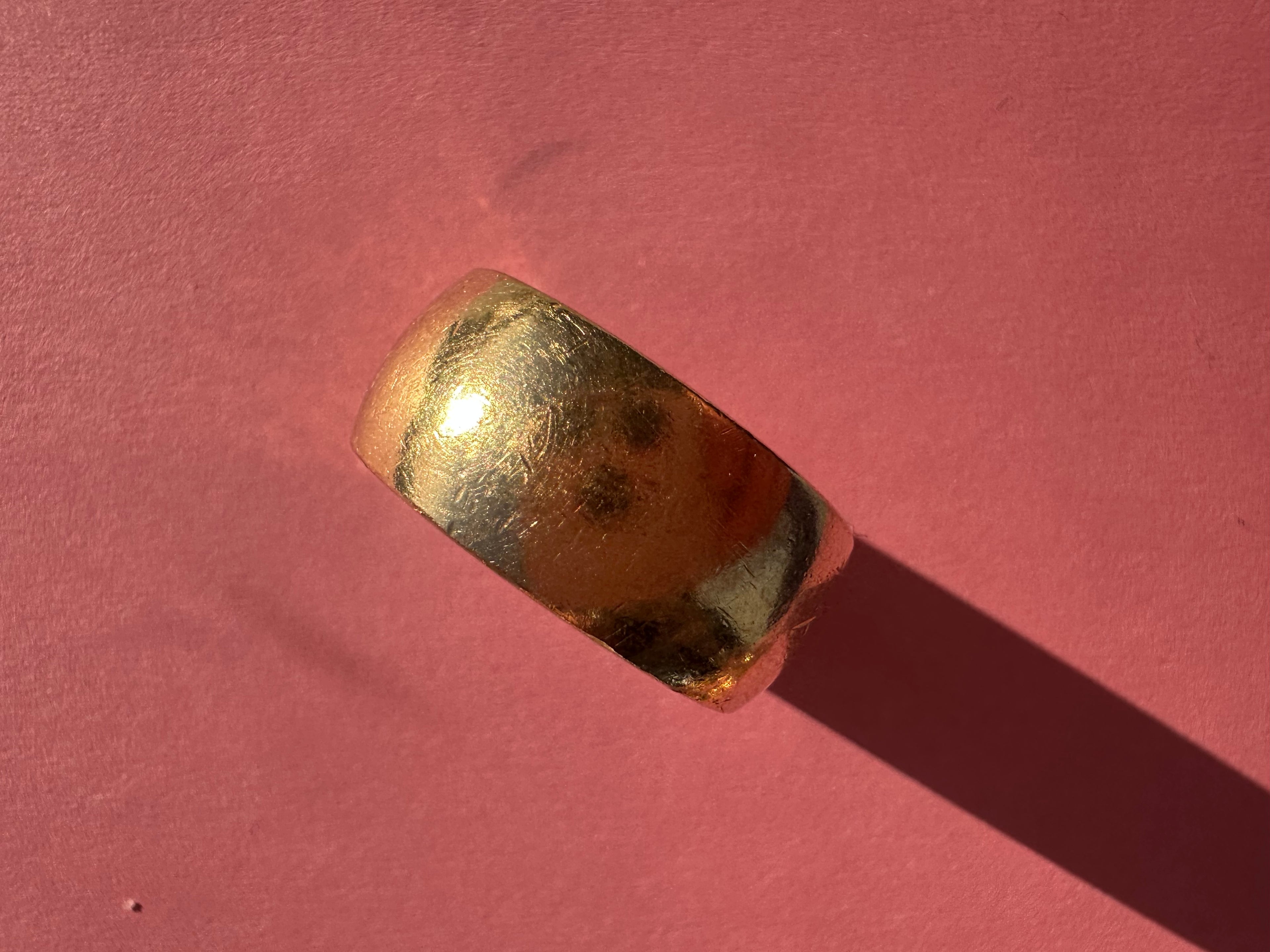 solid 10mm wide band