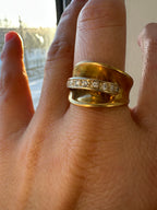 18k diamond saddle band