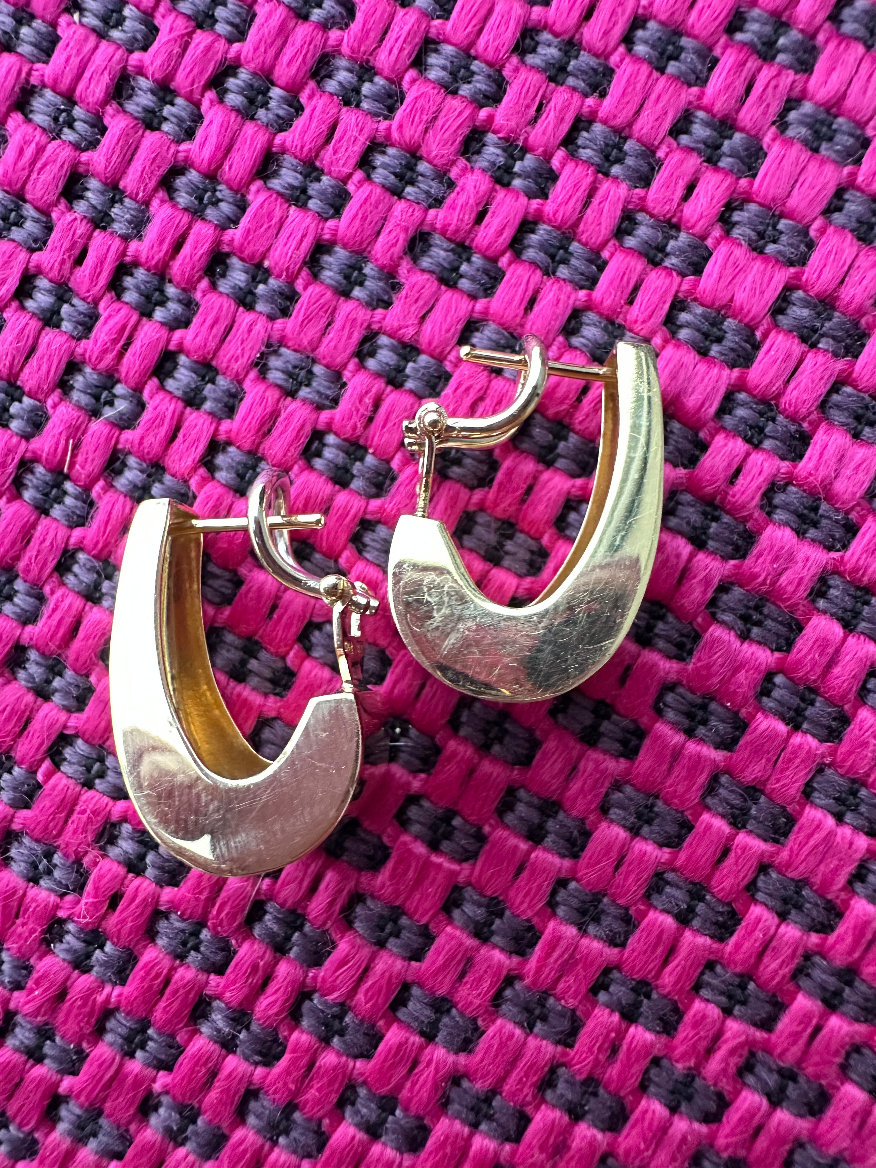 chubby J hoops