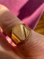 18k gold blank signet ring