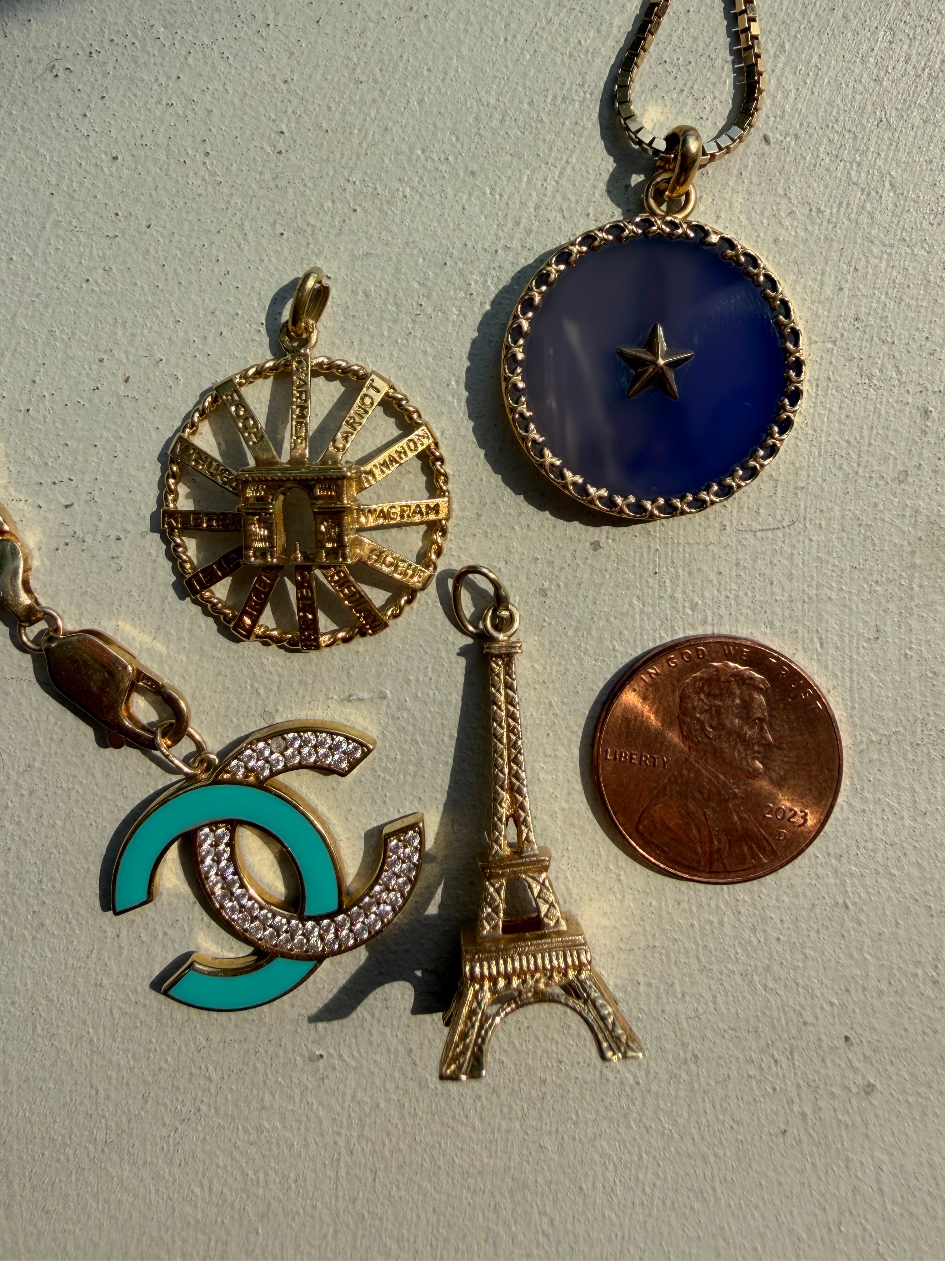 rare french 18k gold two sided medallion