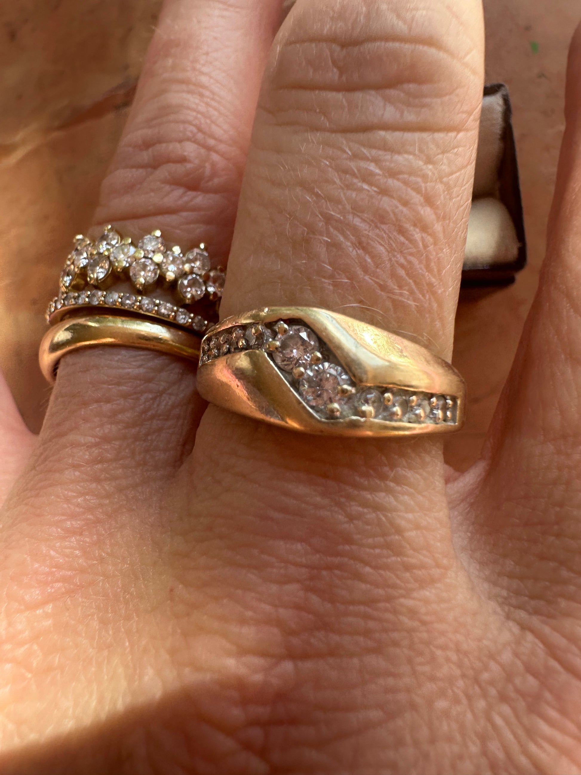 zig zag diamond ring