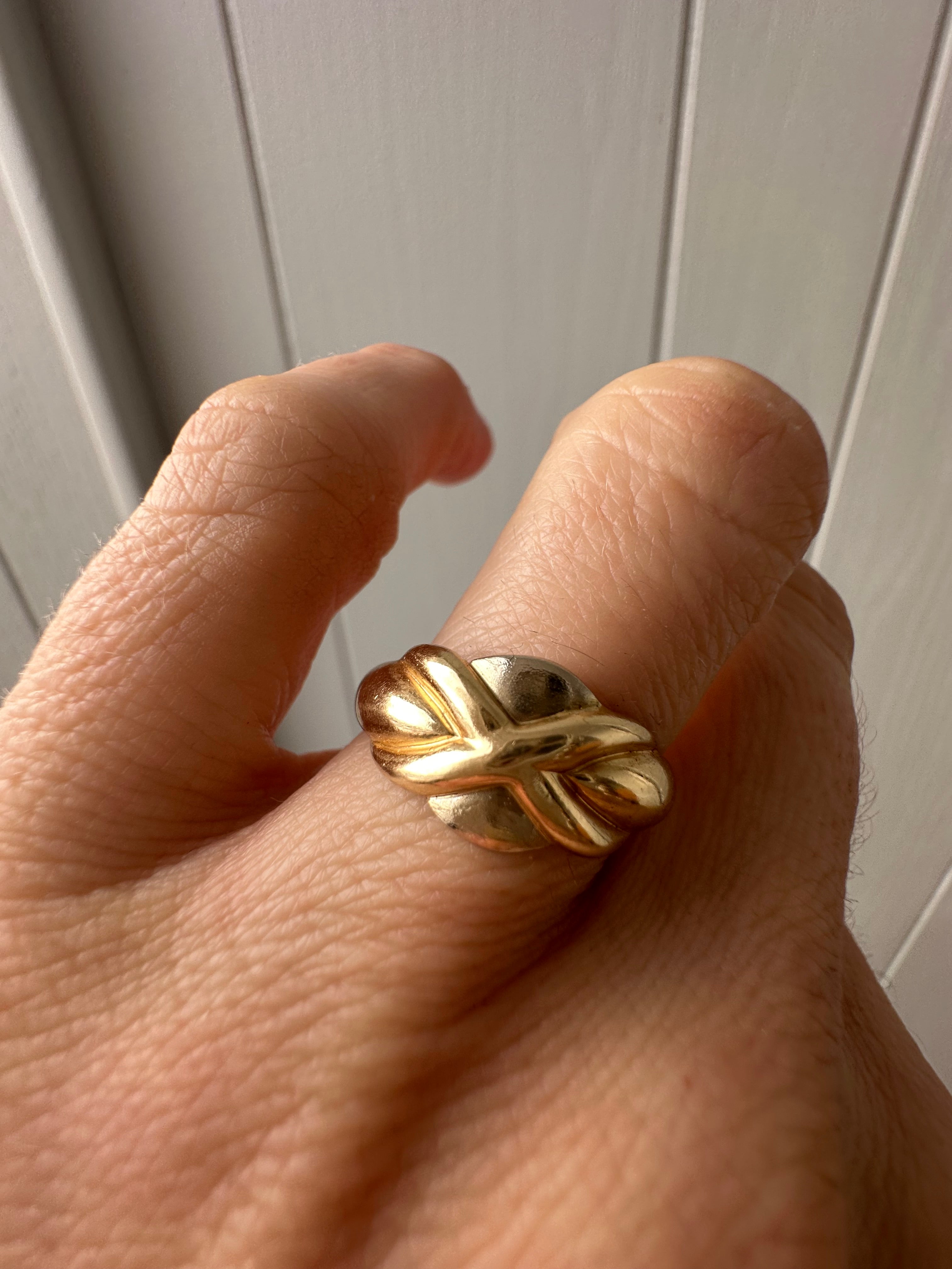 two tone X or knot band