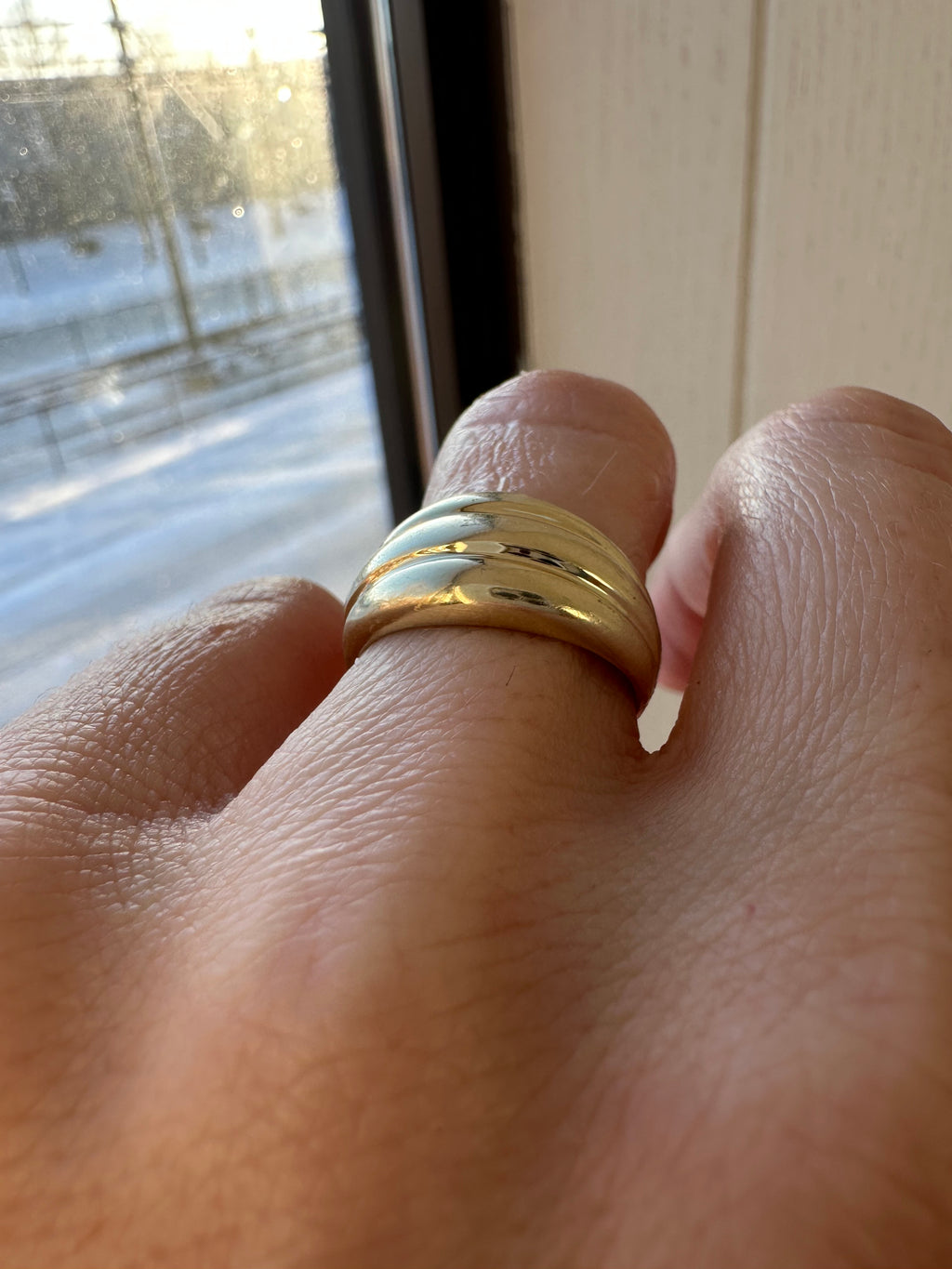 triple gold band