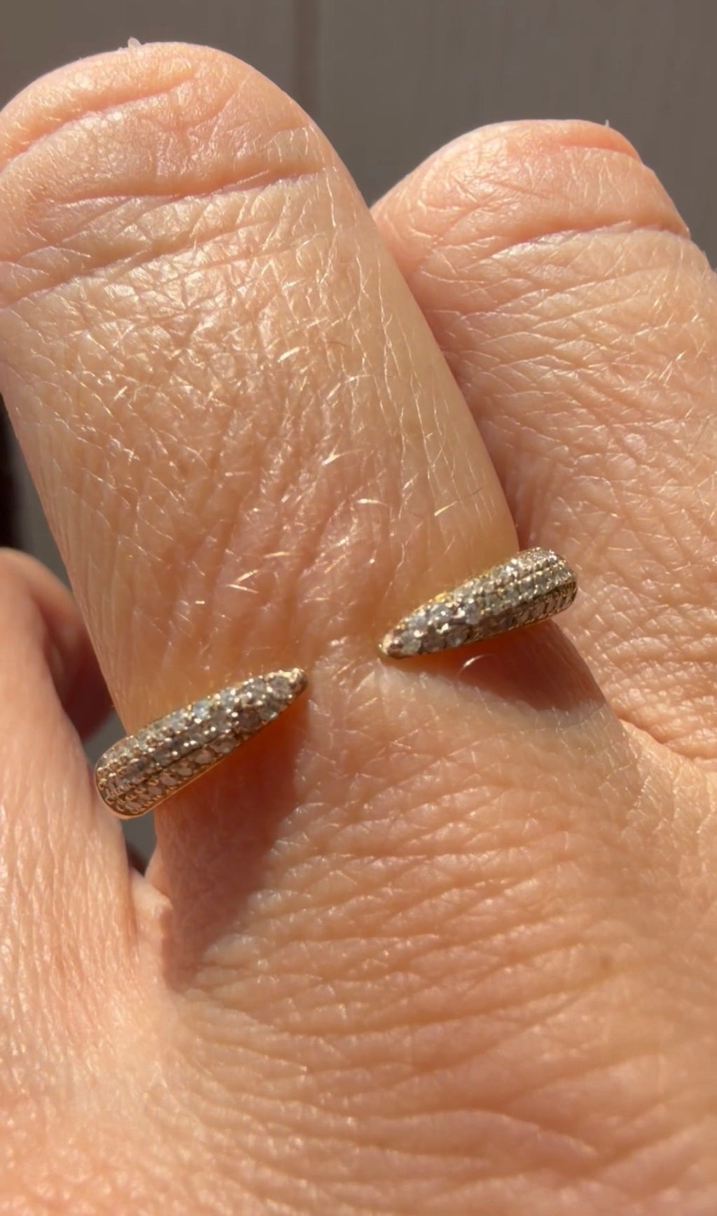 pave diamond open nail style band