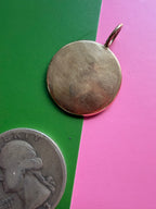 S medallion