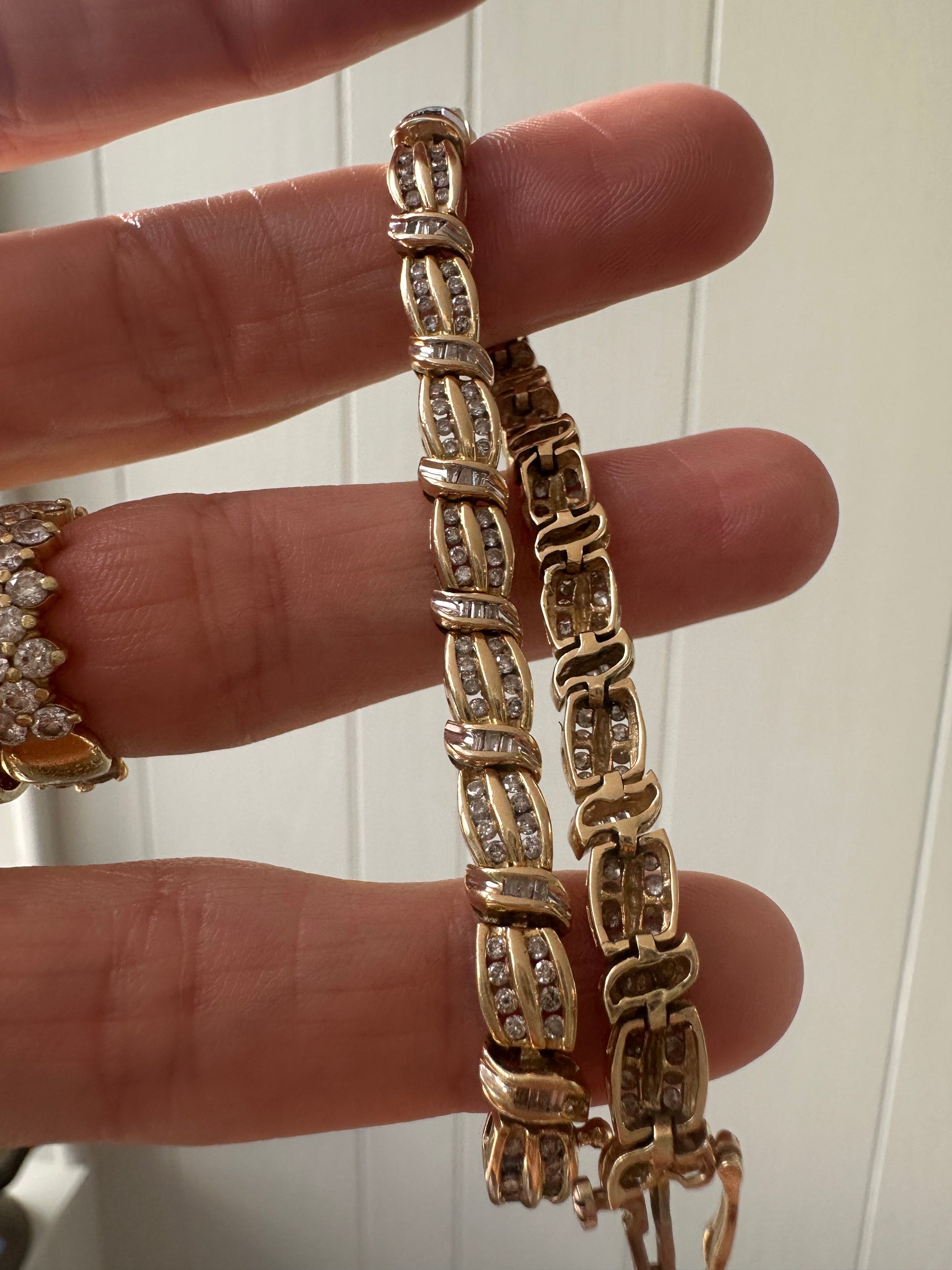 14k gold and 2.04carat diamond tennis bracelet