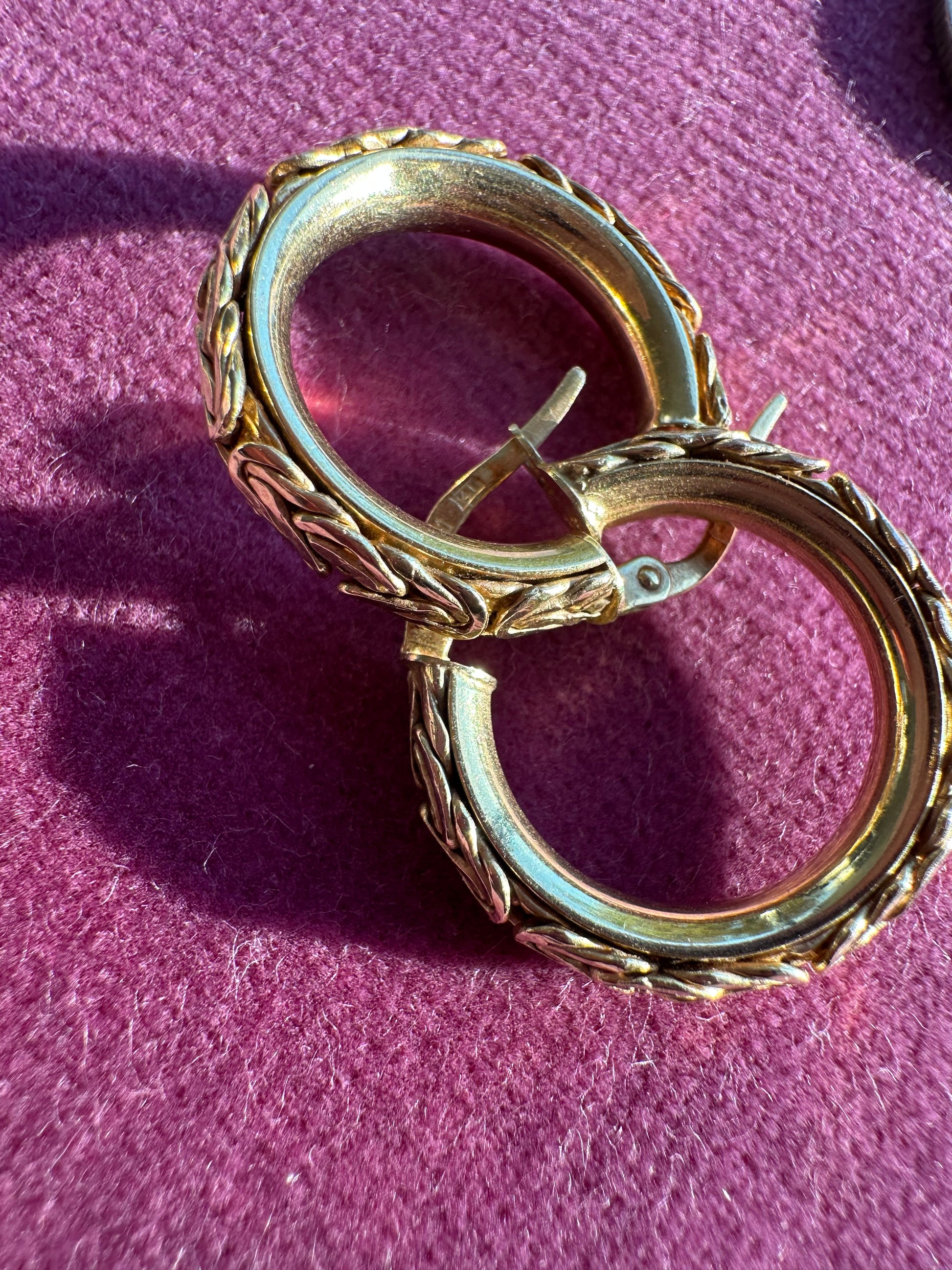 7/8" byzantine hoop earrings