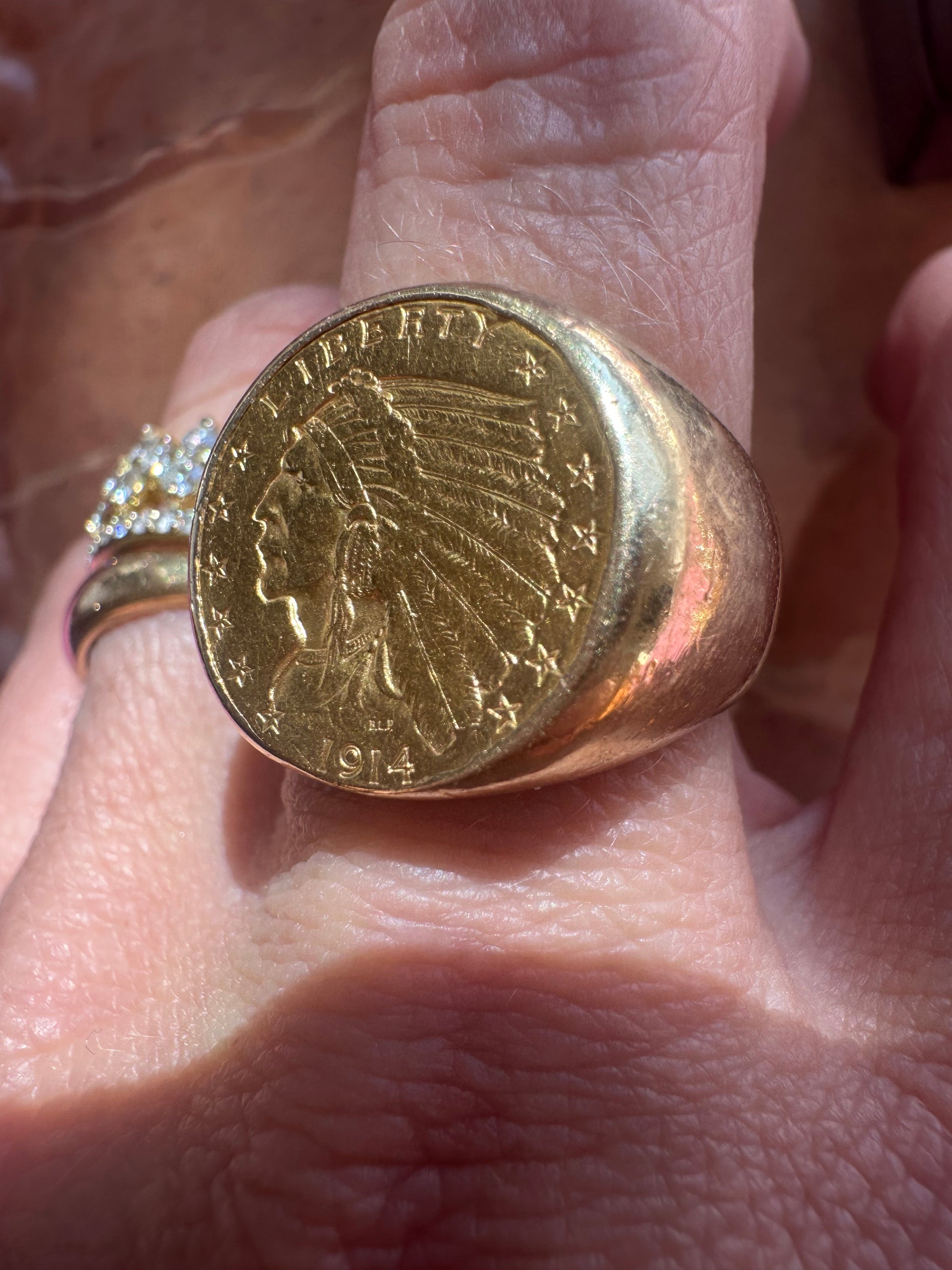 21mm coin ring with a $2.50 Indian Head gold coin