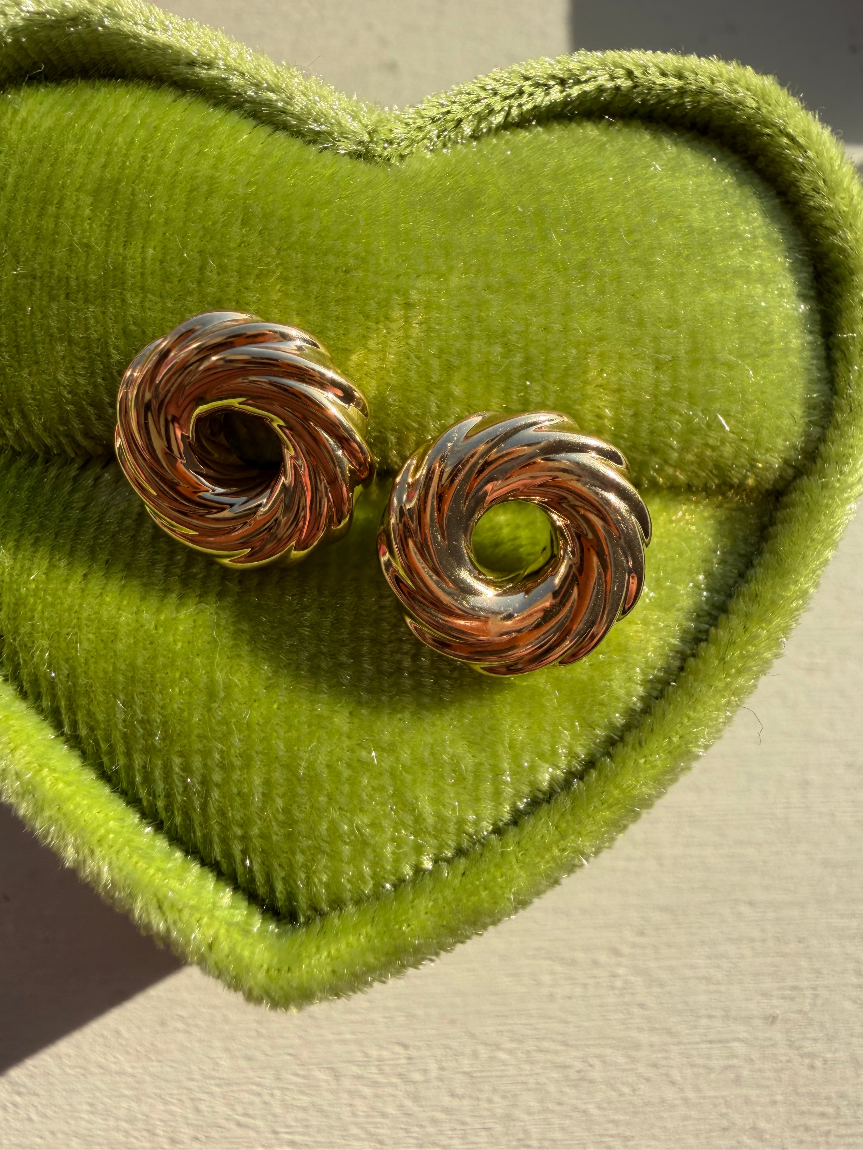 pasta studs