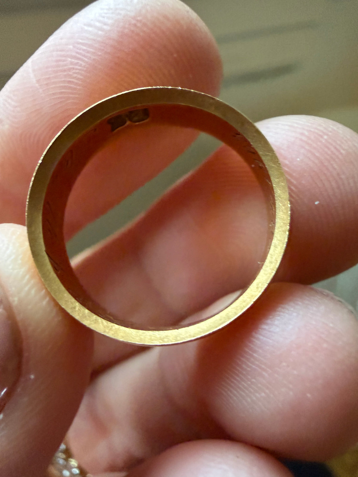 antique 1903 5.6mm 18k gold band