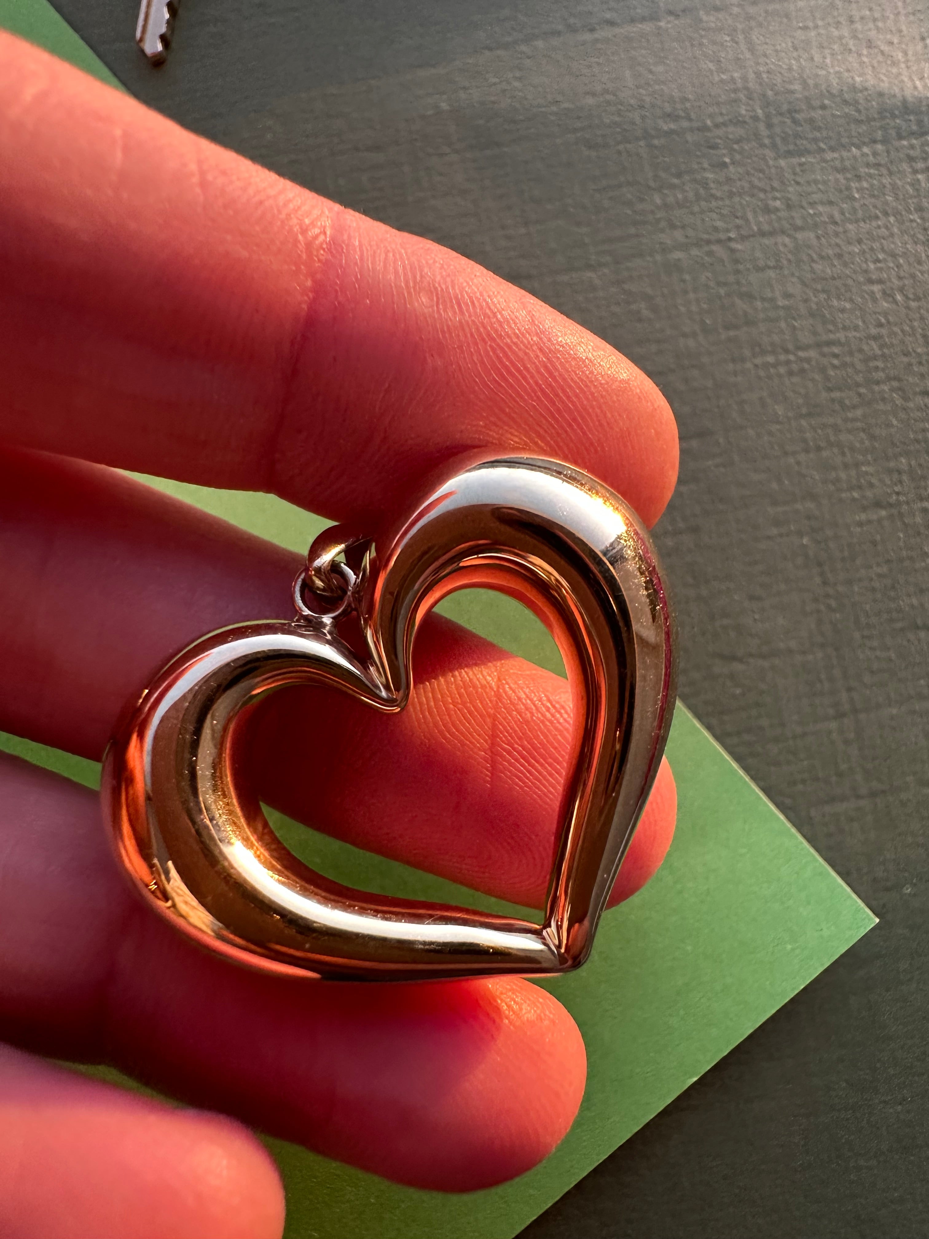 18k gold oversized puffy open heart