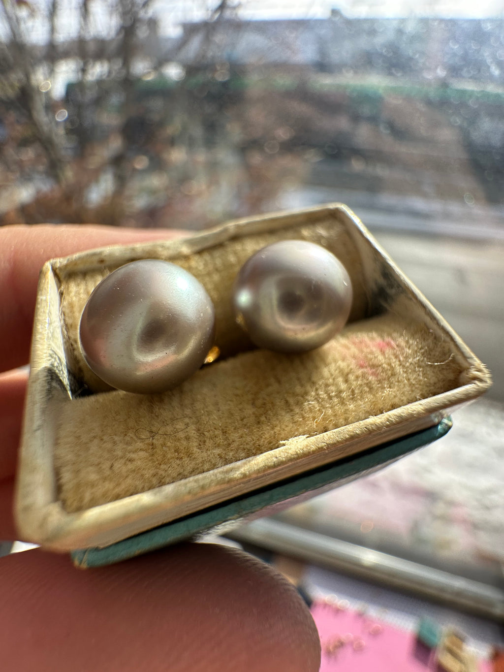 stud earrings