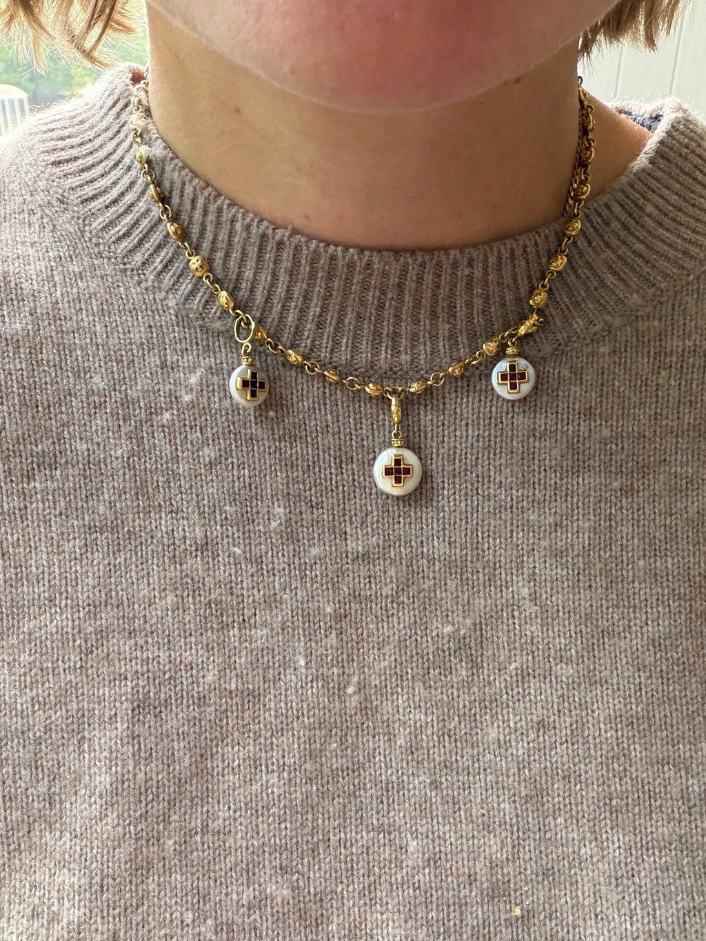 16.75" cross link 18k with ruby and pearl pendants