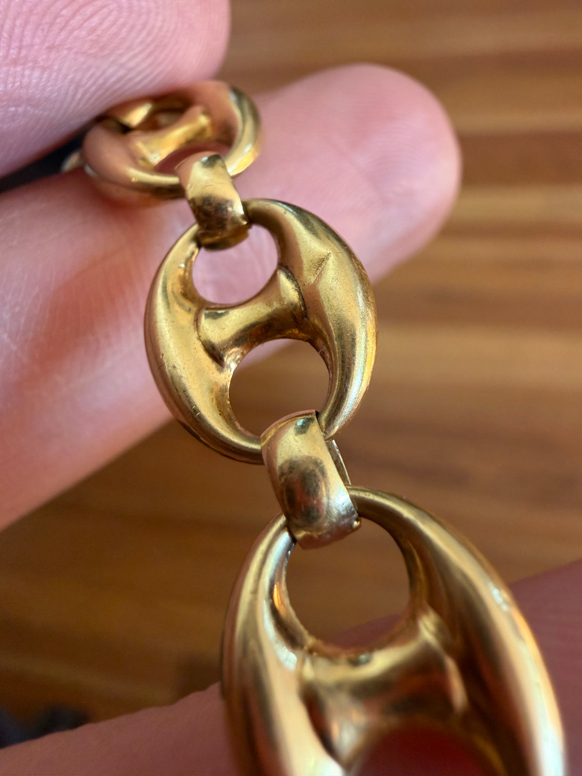 18k gold puffy g*cci link mariner bracelet