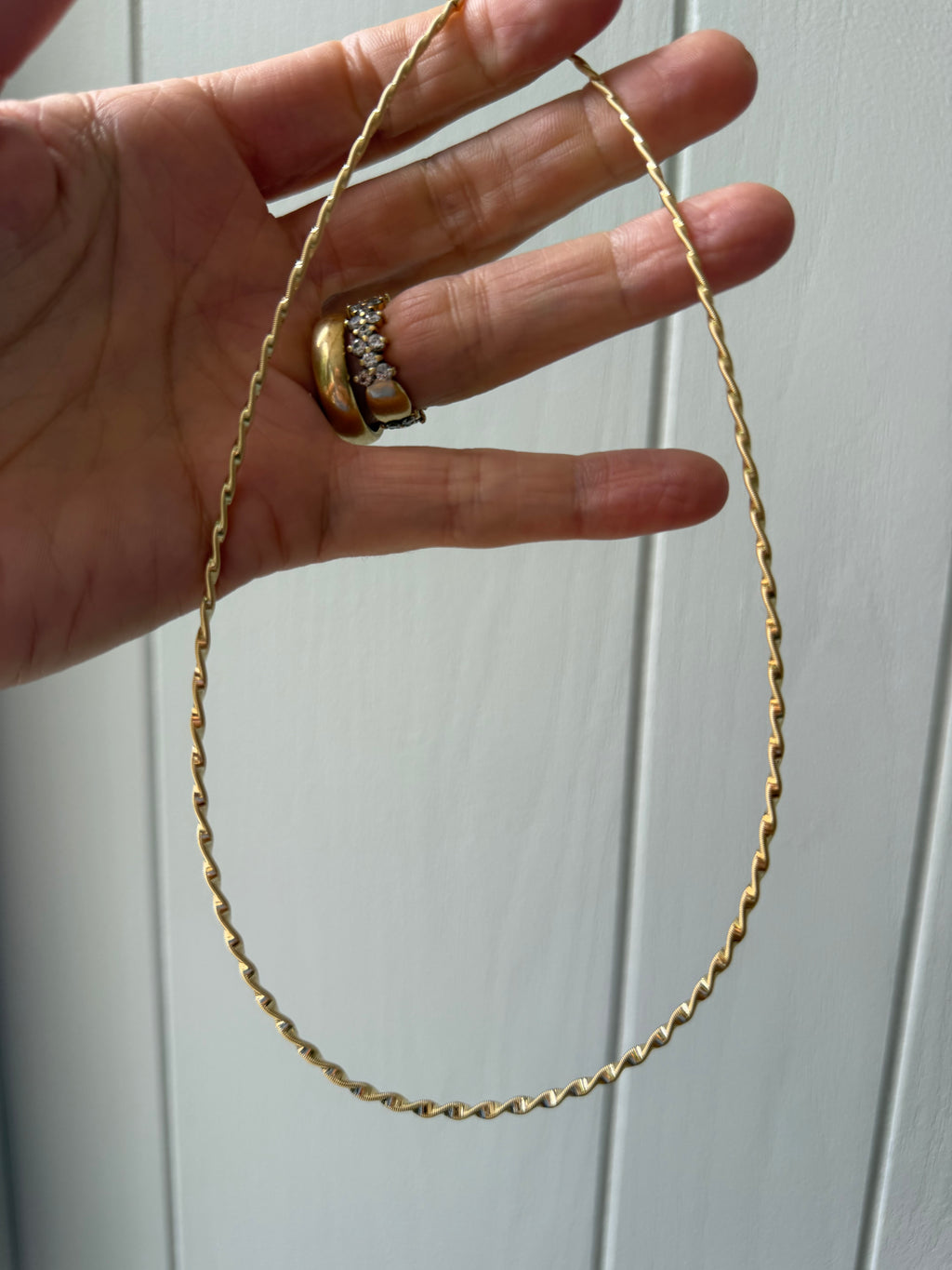 squiggle link chain 18"