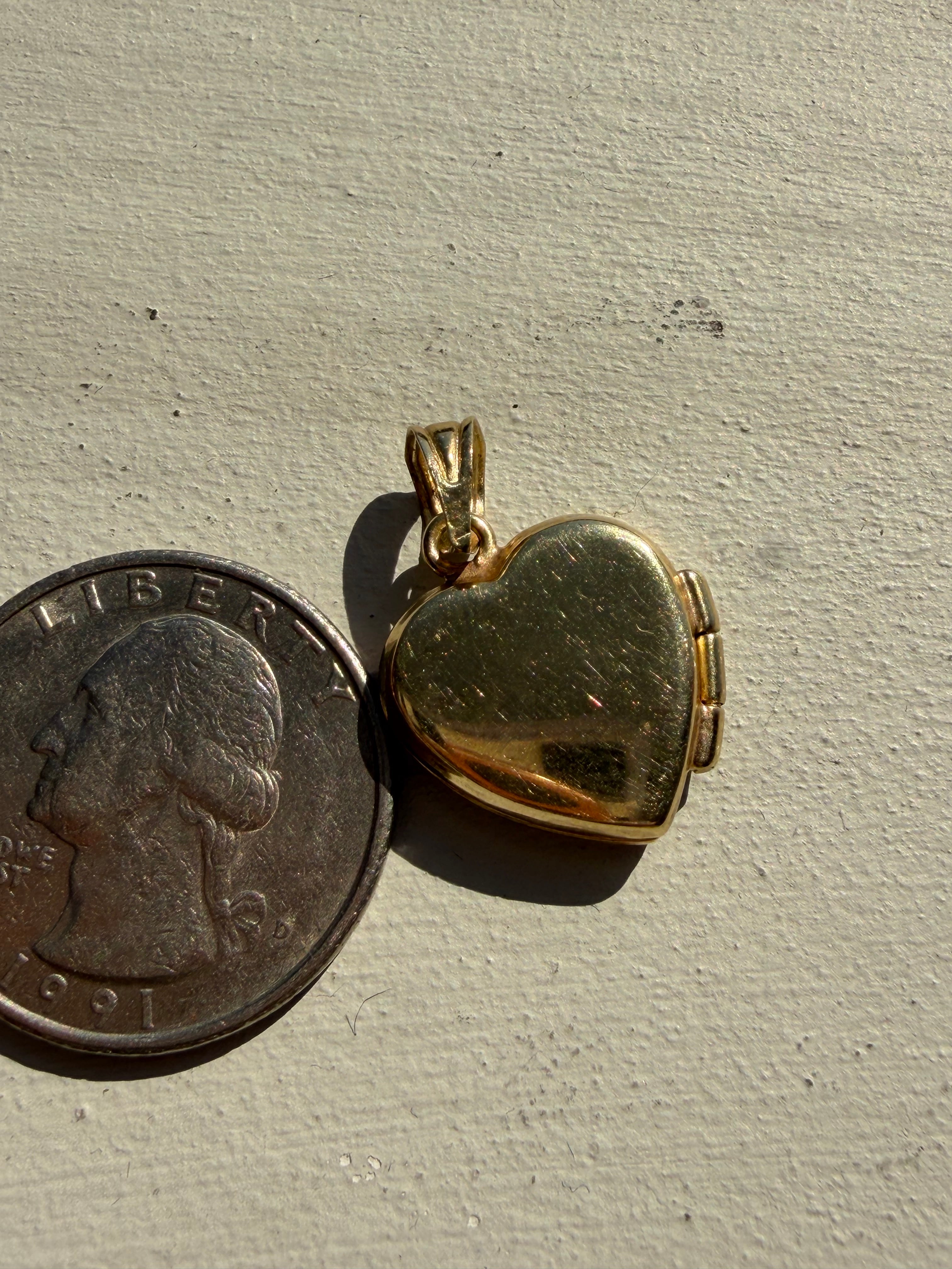 10k gold heart locket
