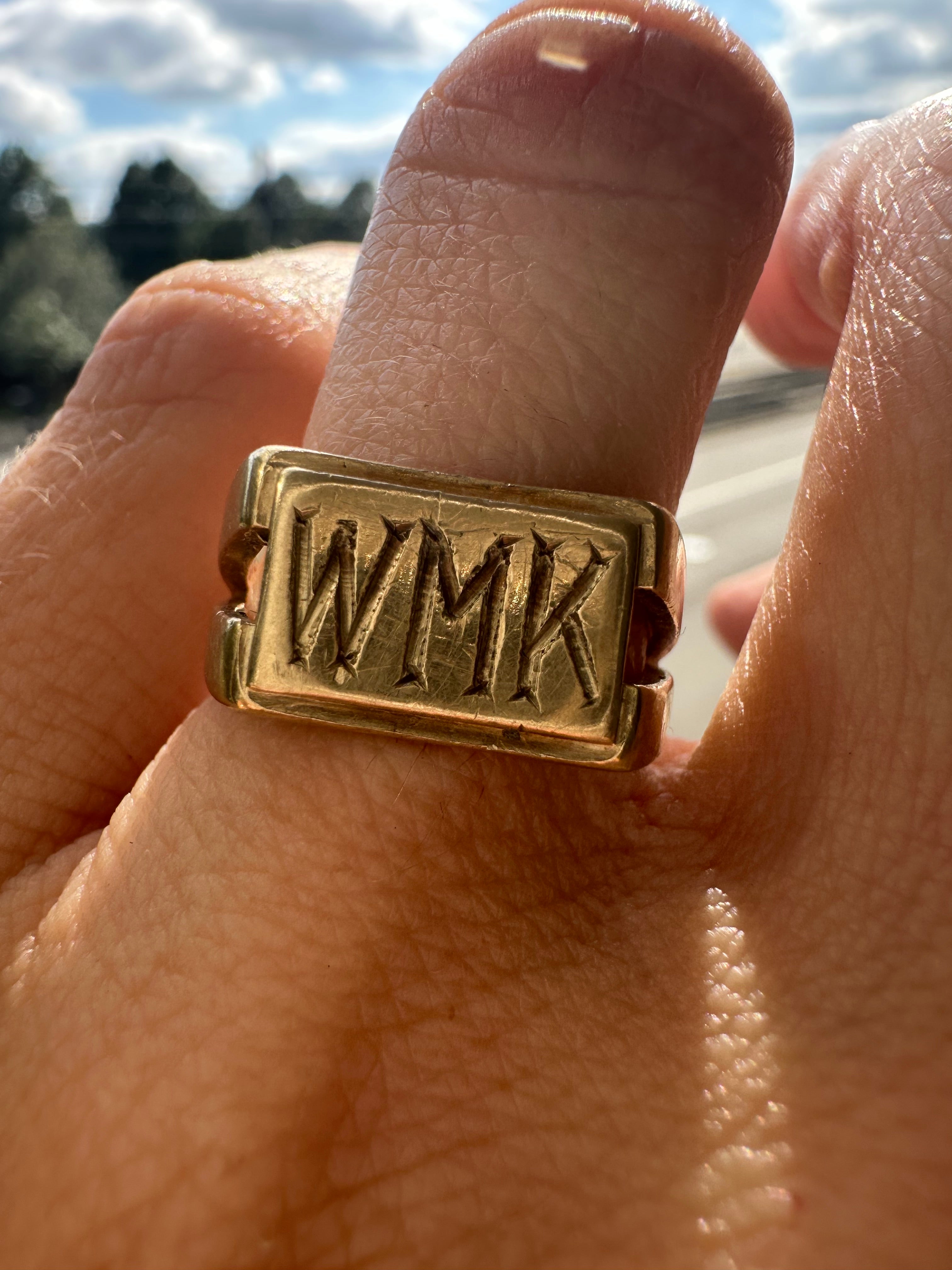 WMK vintage signet