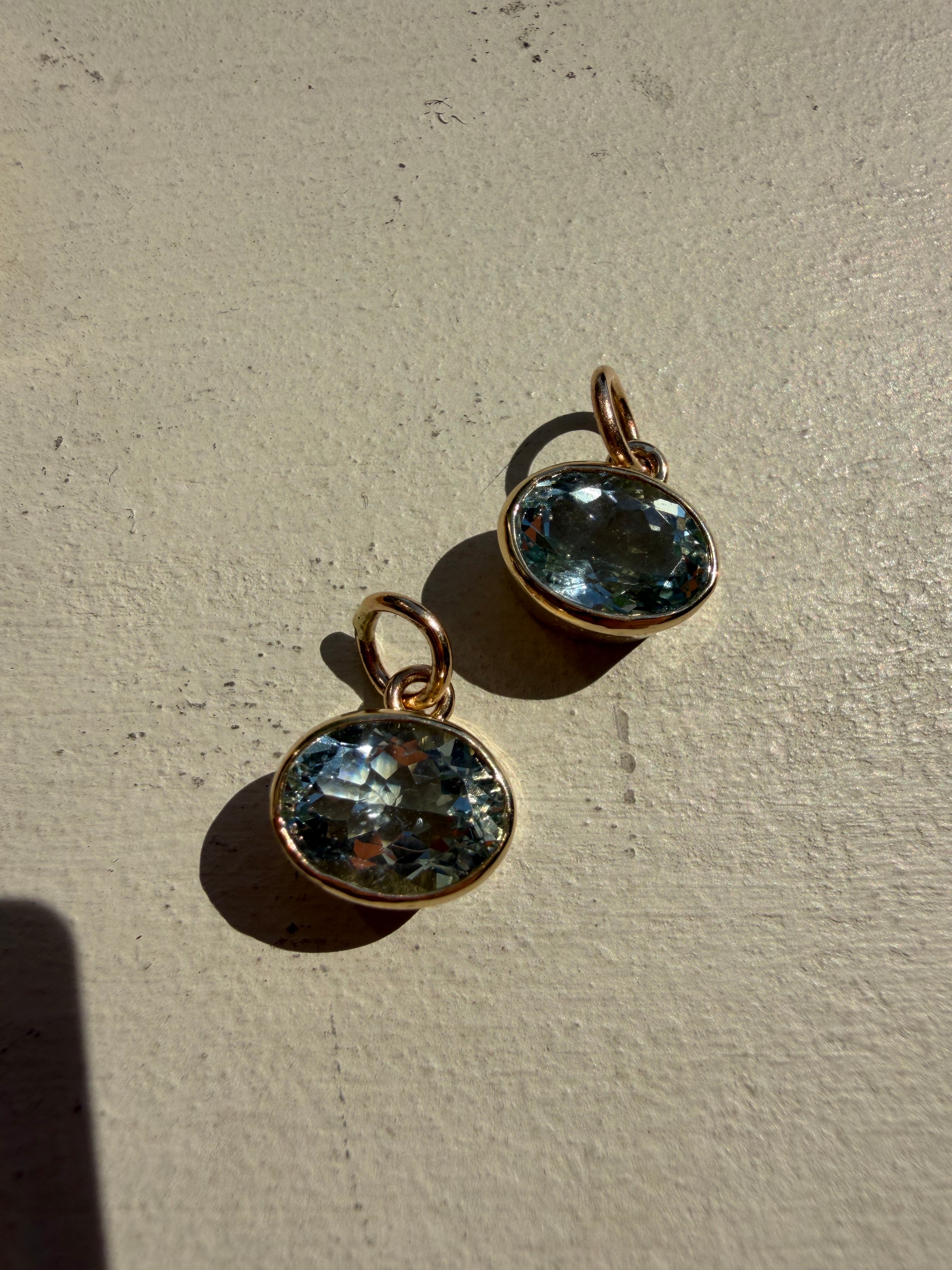 juicy bezel set gems