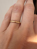 vintage patterned eternity band circa 1948