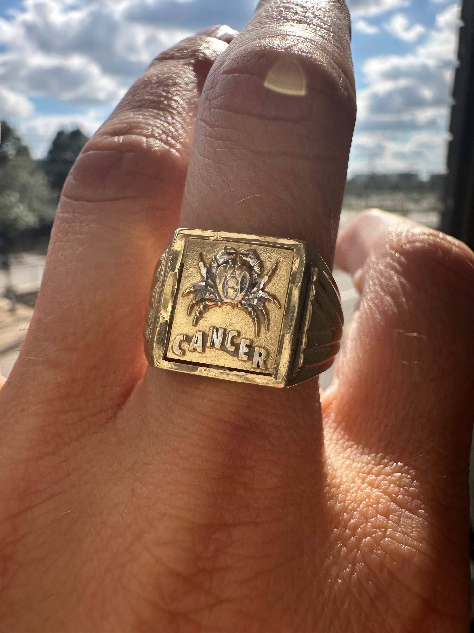 zodiac cancer signet