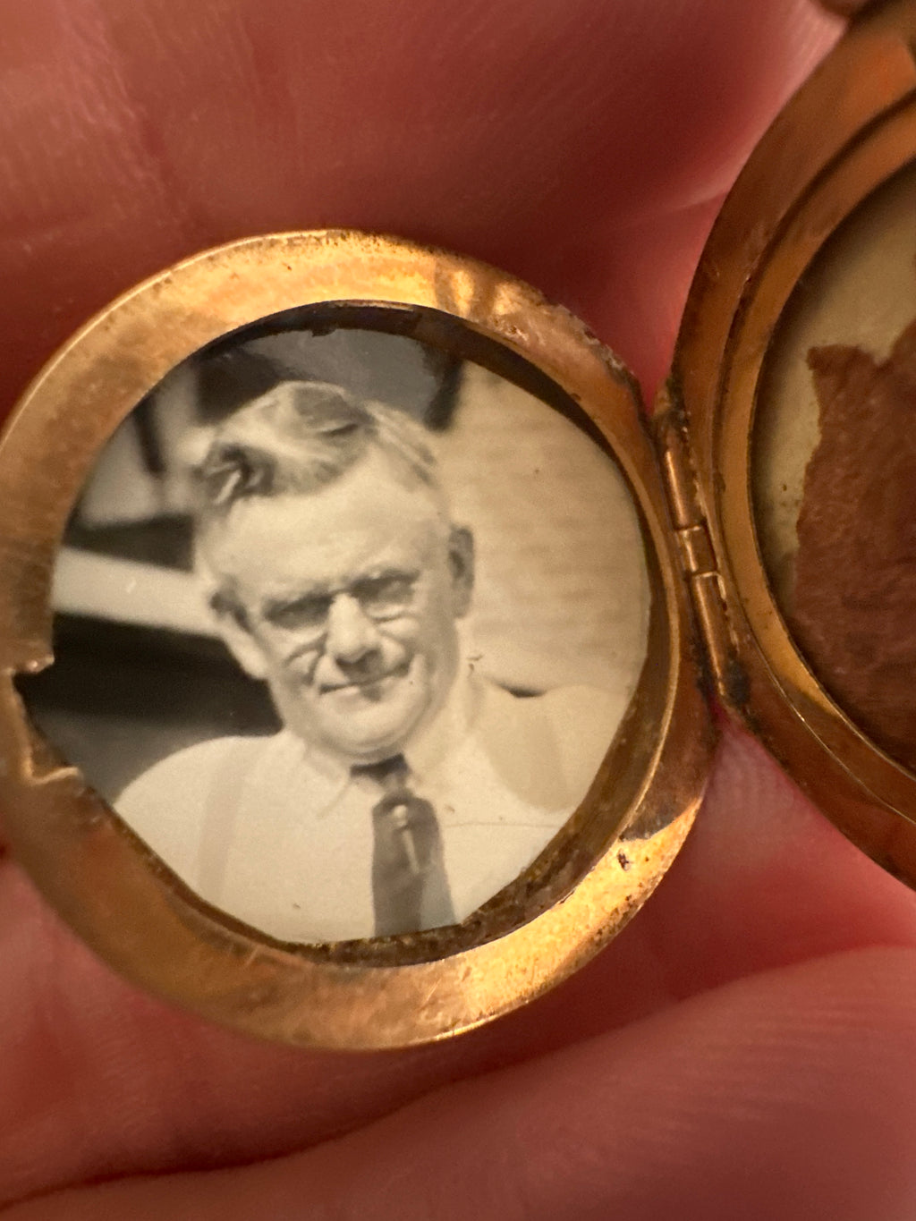 antique round engraved locket