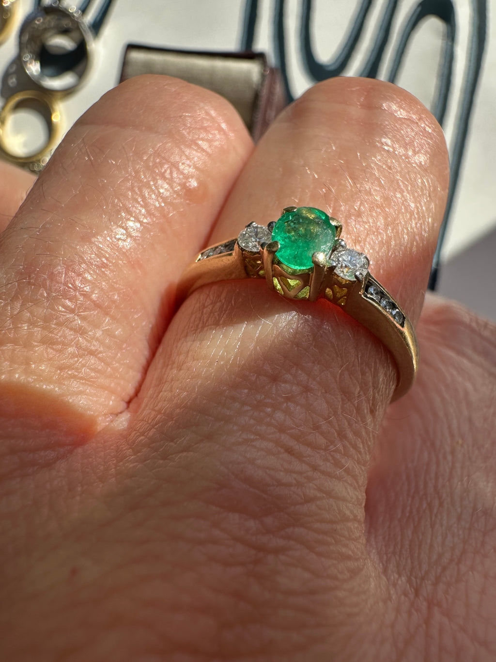 emerald and diamond ring