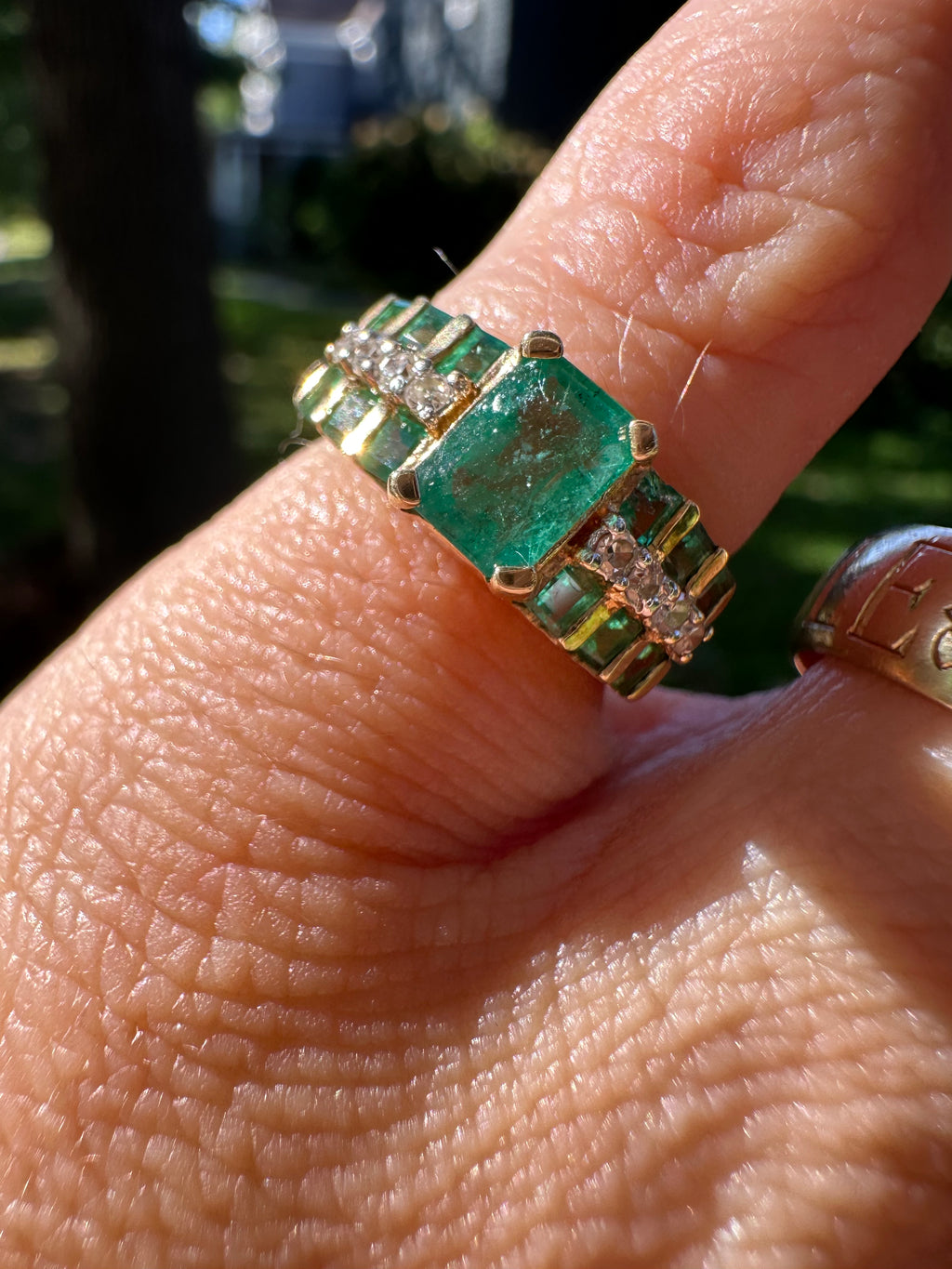 emerald cut emerald ring