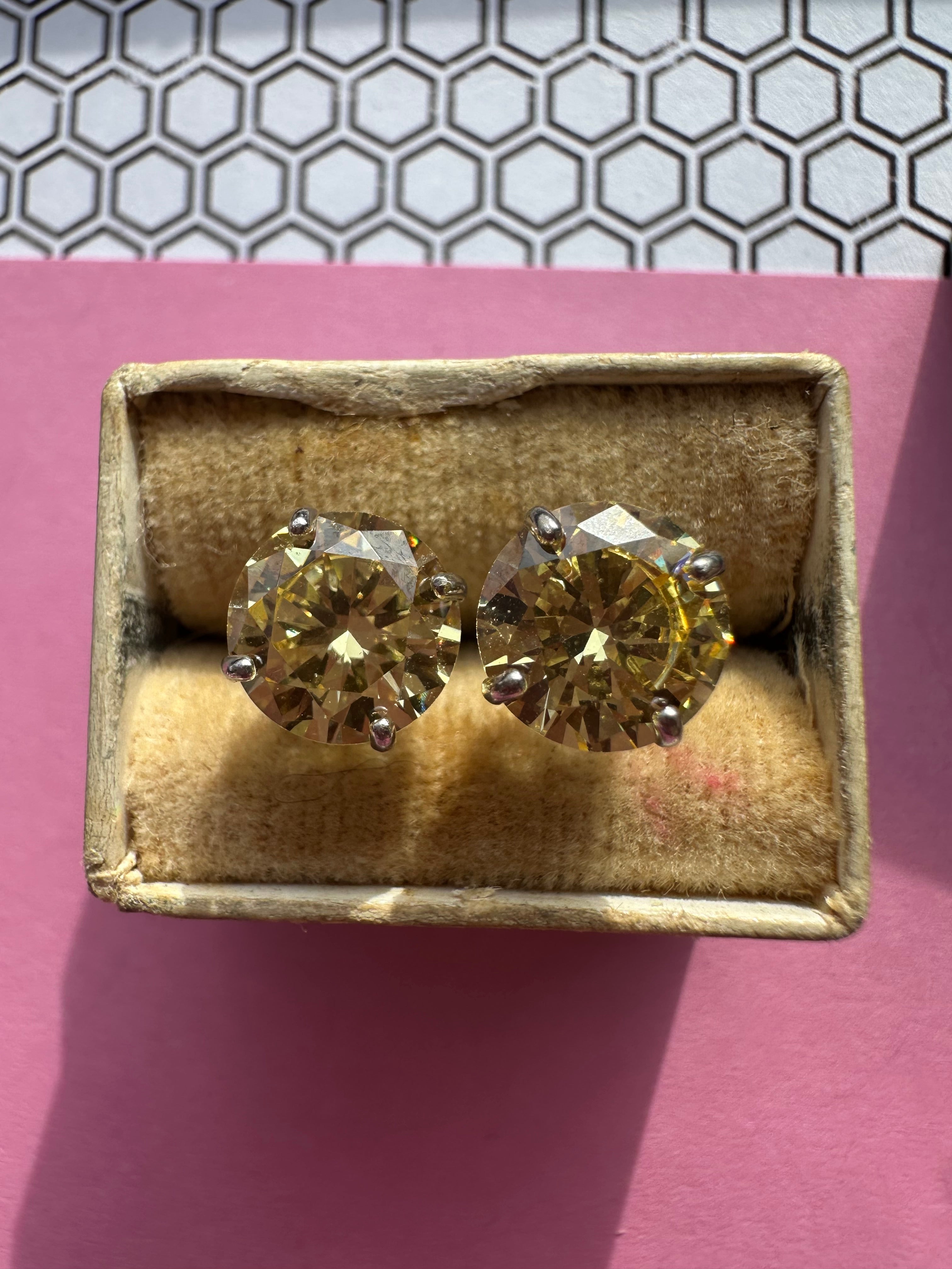 lemon quartz and 10k white gold