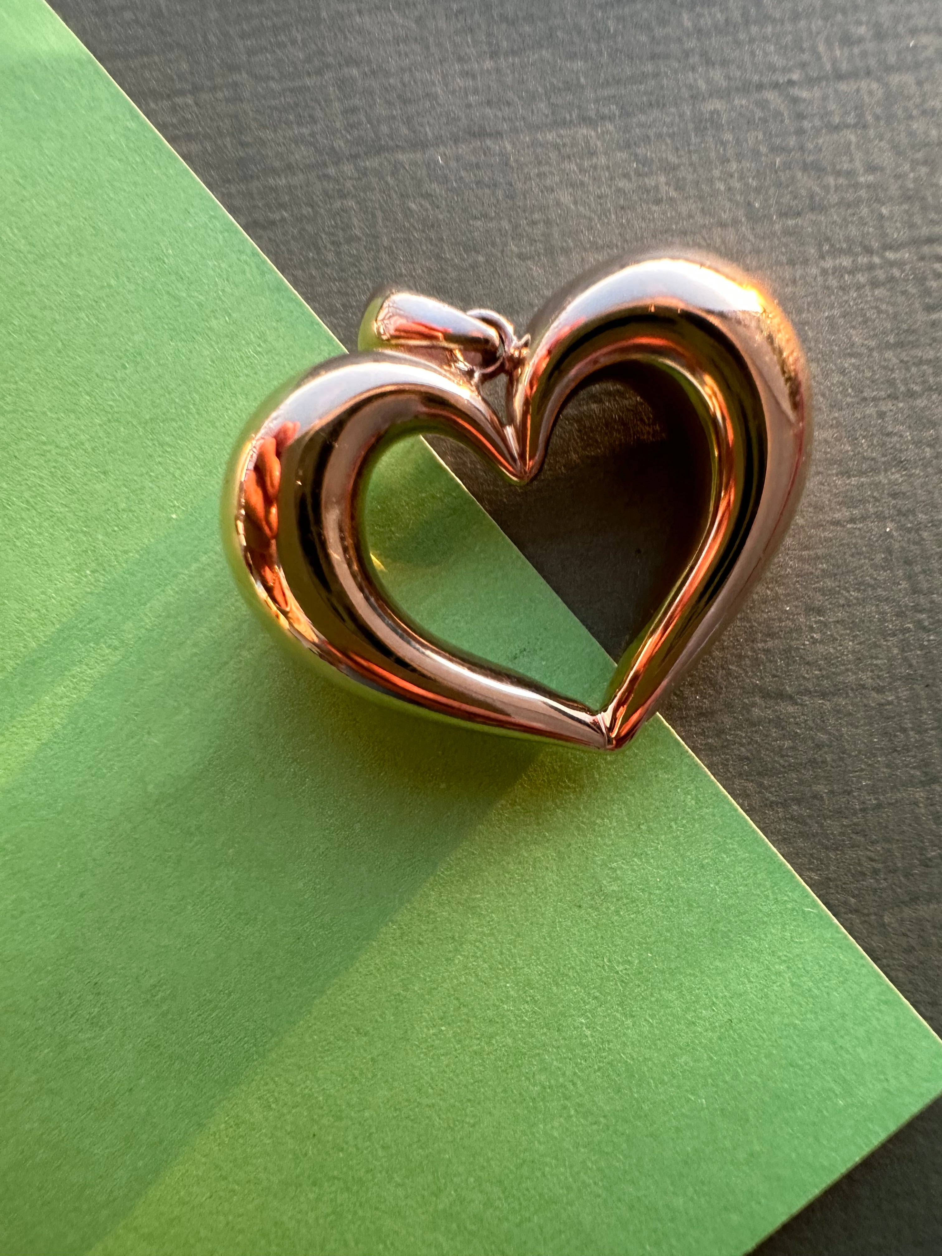 18k gold oversized puffy open heart
