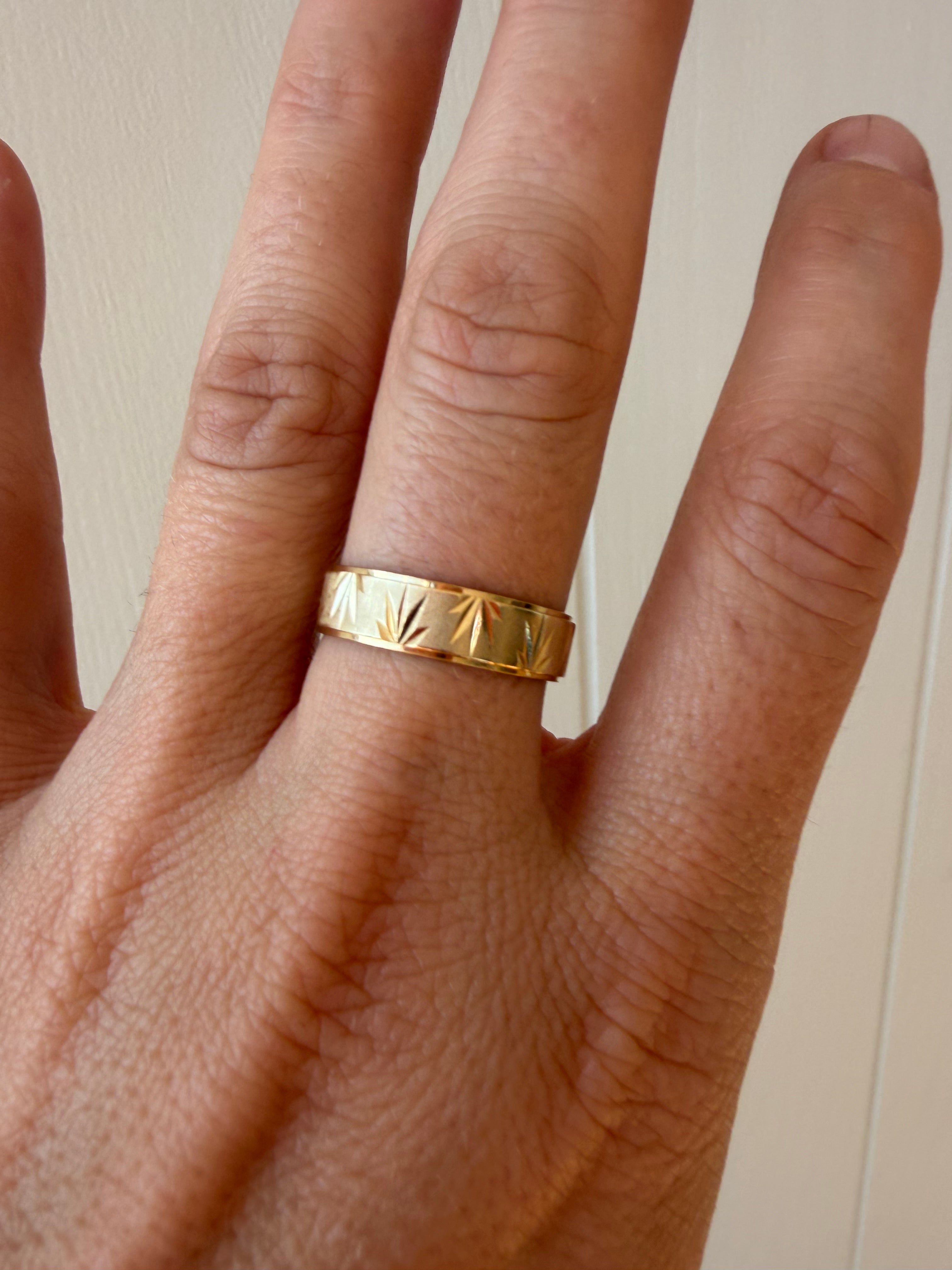 leaf etched band