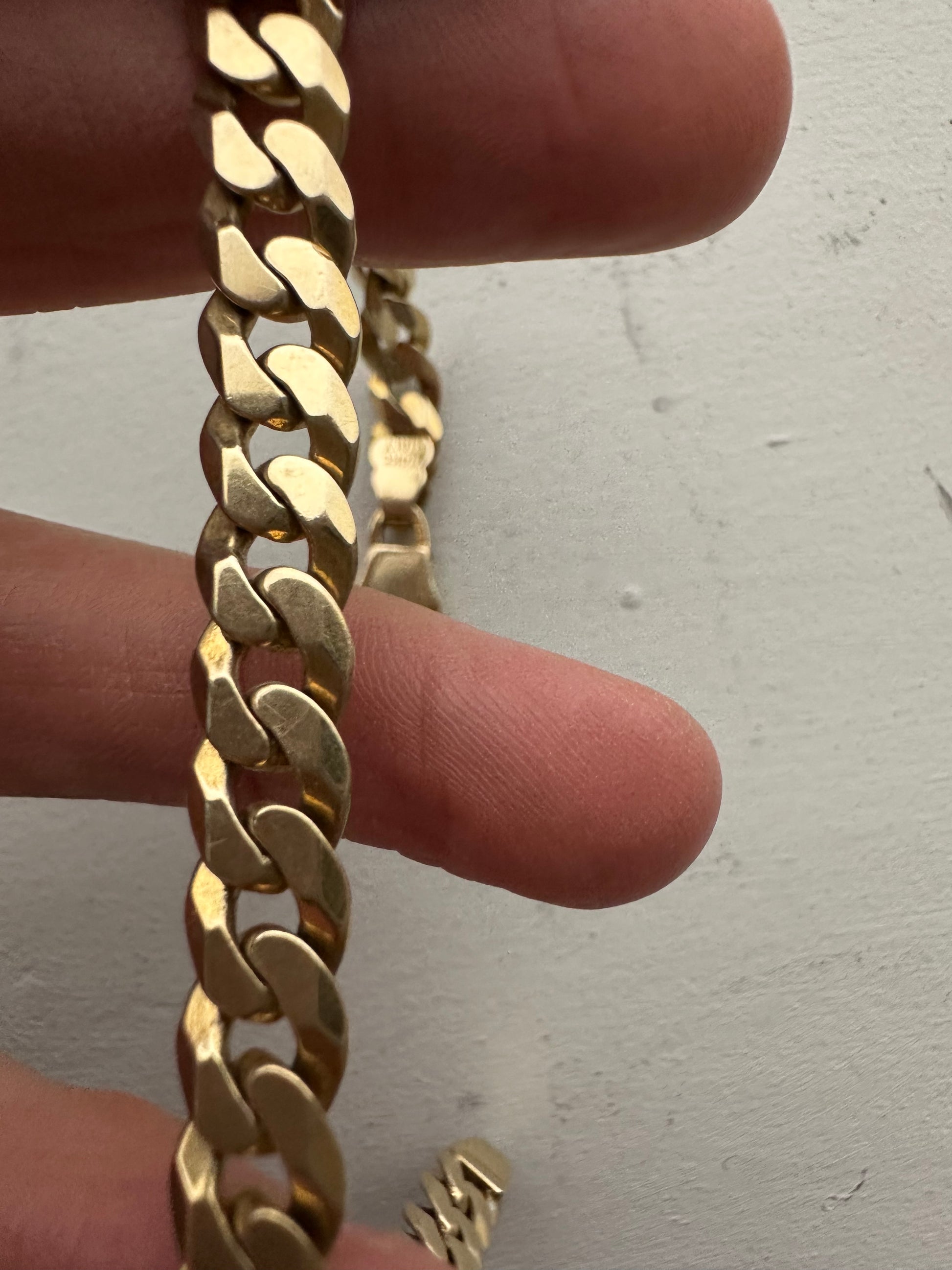 vintage Aurafin curb bracelet