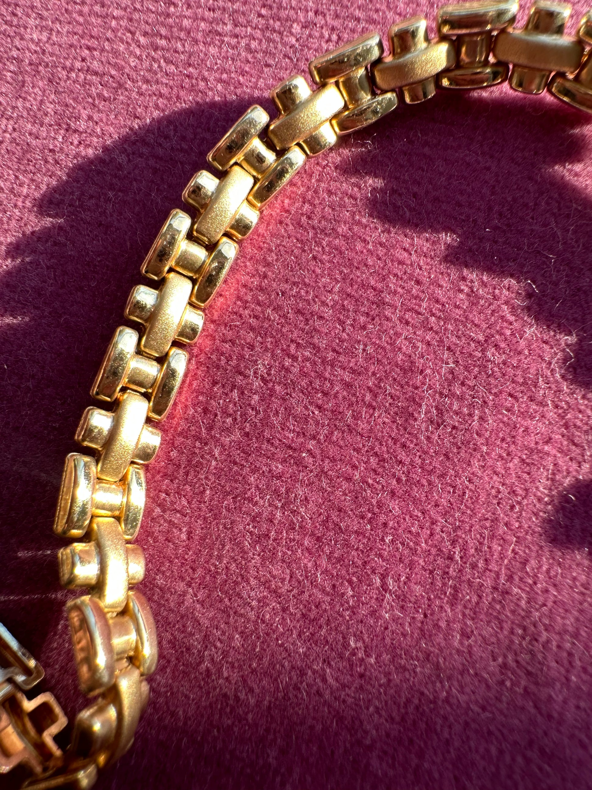 H and Plus link bracelet