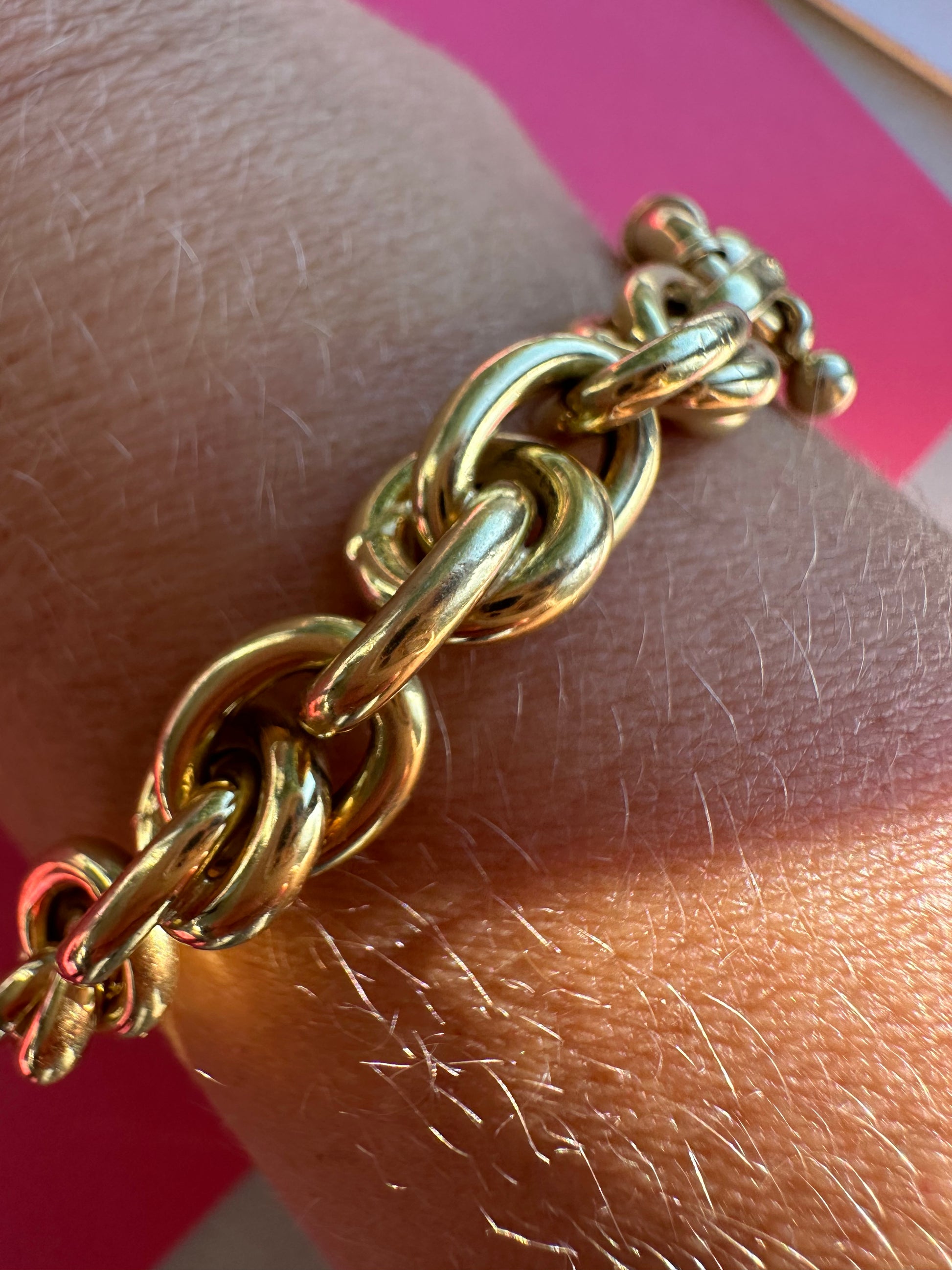vintage 18k knot bracelet with bolt clasp