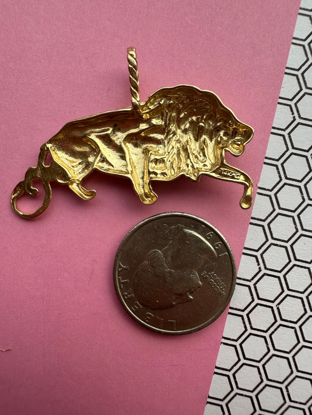 big lion pendant