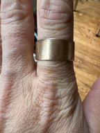 11mm wide rosy tone pipecut band