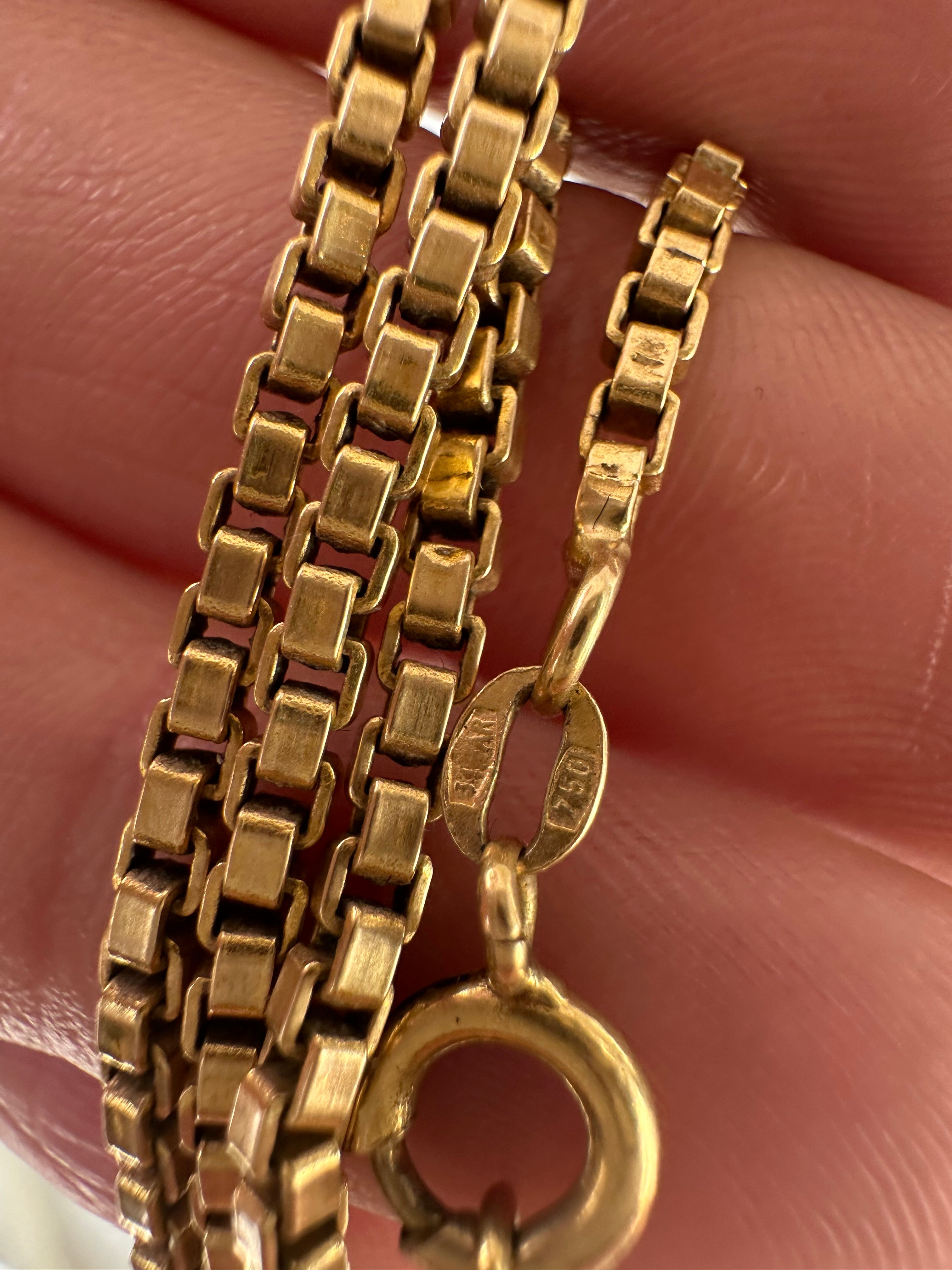 chunky 18k box chain 21”