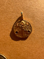 sanddollar - zuni bear - fluted clover charm