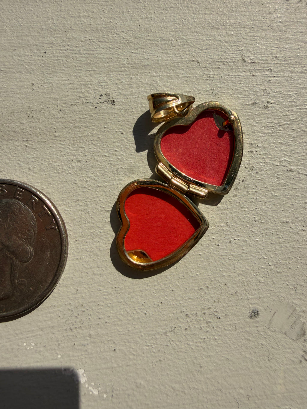 10k gold heart locket