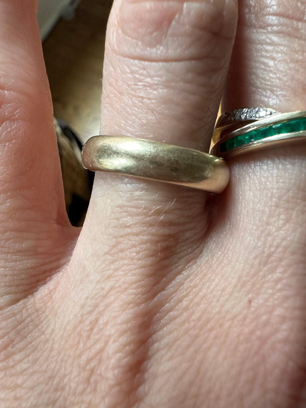 4.5mm donut-ish yellow gold band
