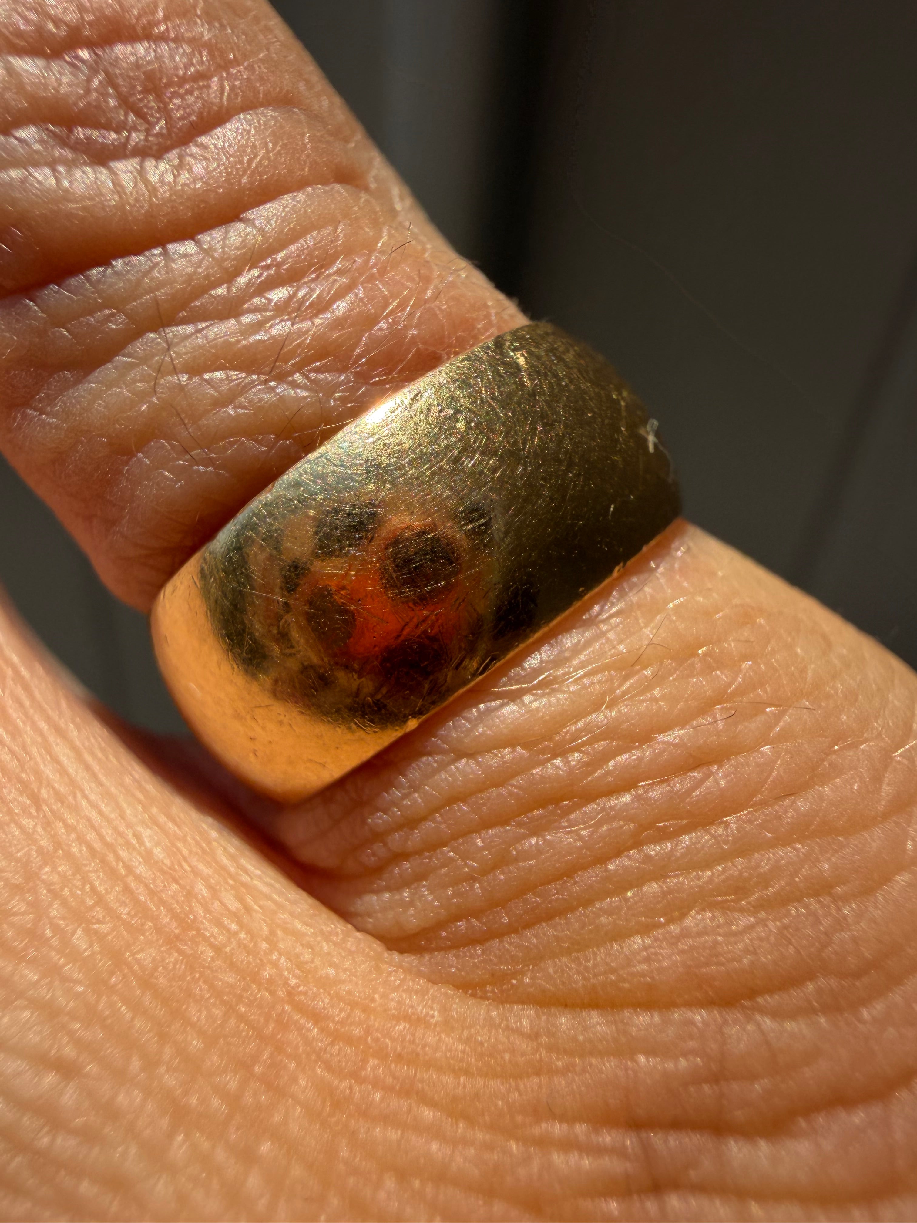 solid 14k gold 8mm band