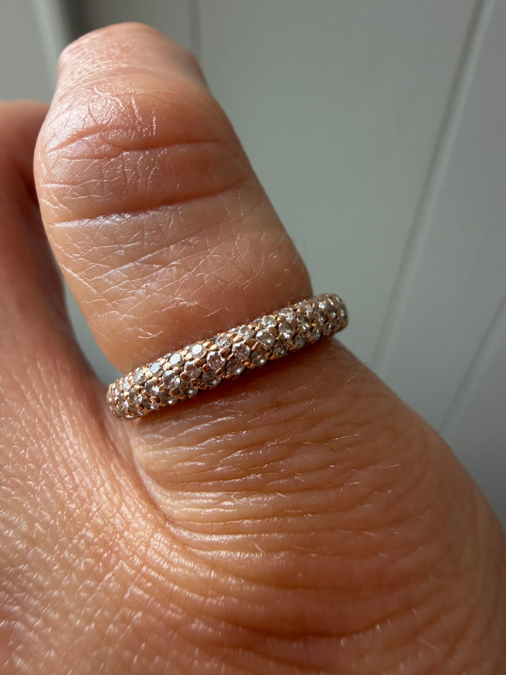 18k rose gold cobblestone diamond band