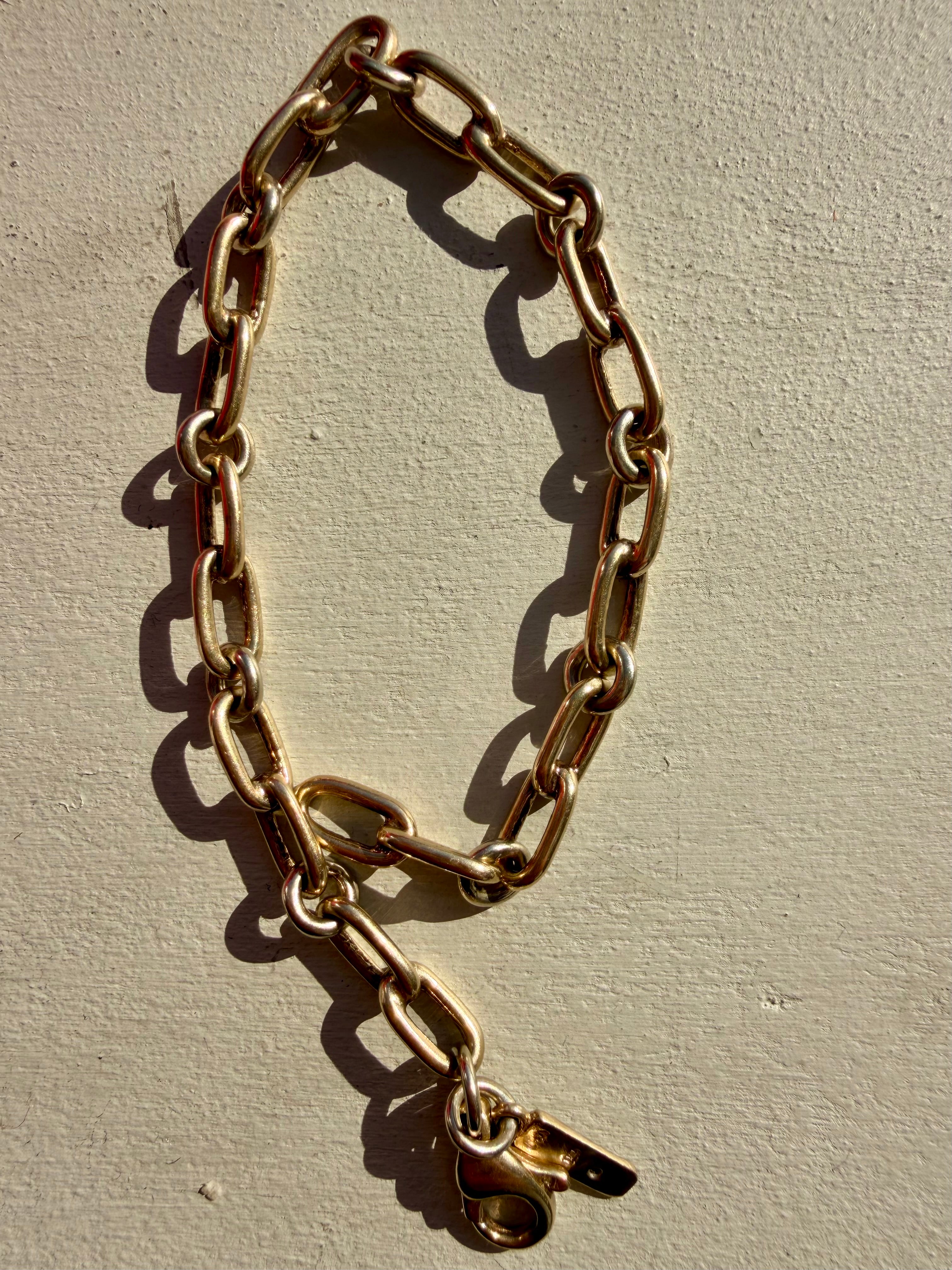 solid oval and round link bracelet