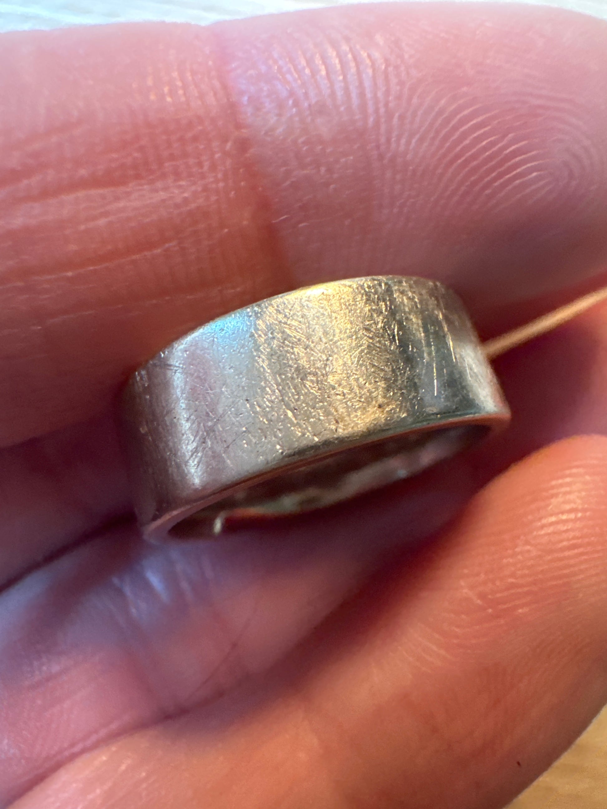 7mm pipe cut white gold band