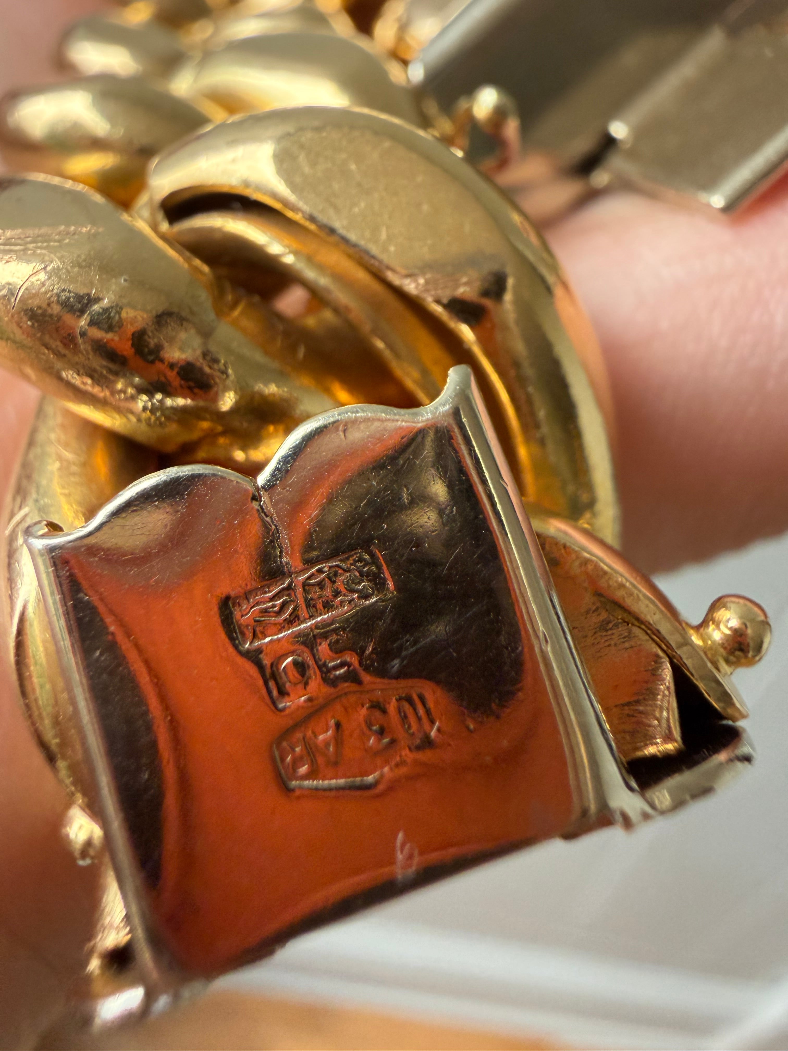 GOAT 18k gold curb